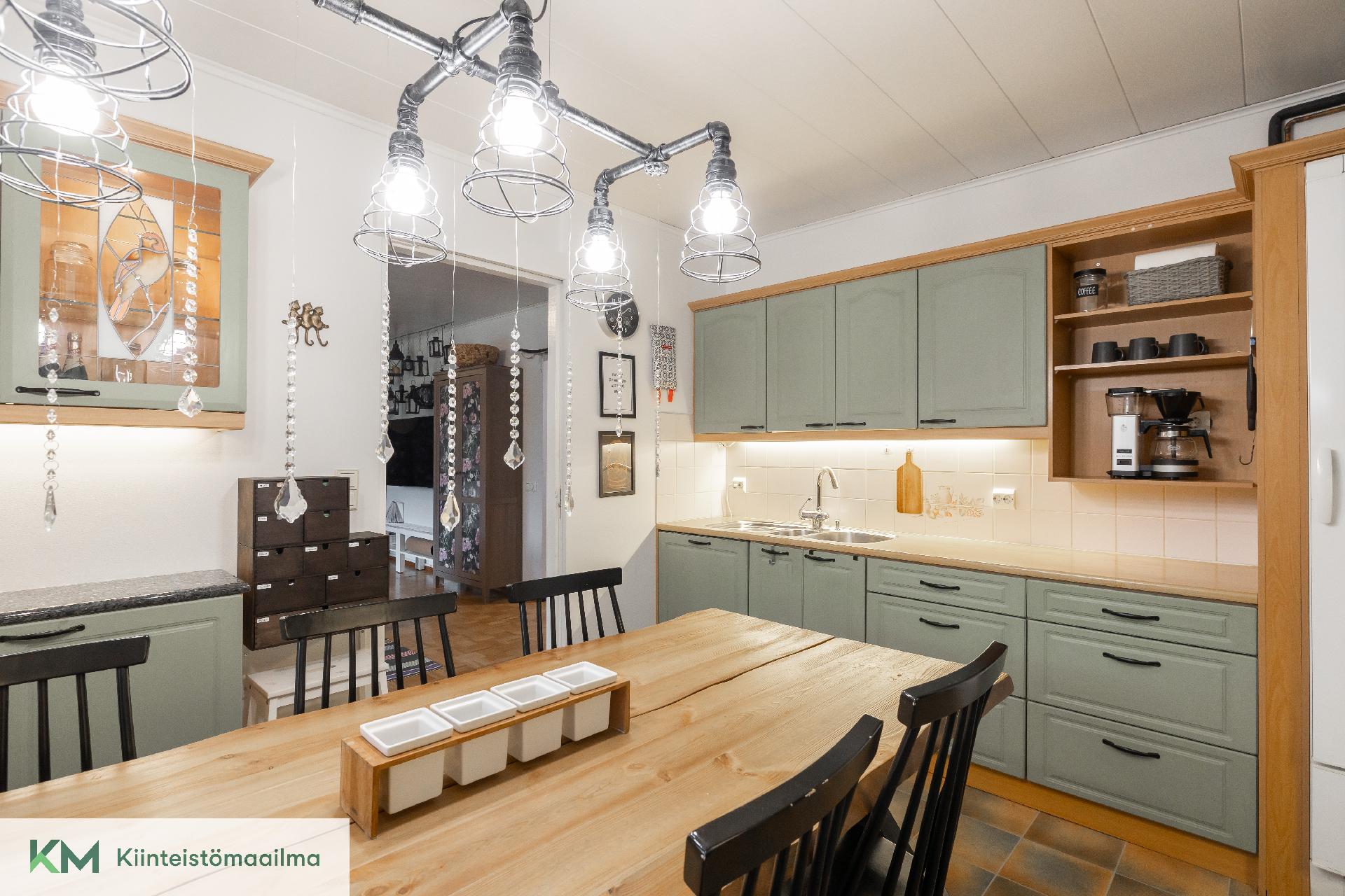 Kurjenkellonkatu 2, Mäntykangas, Kotka