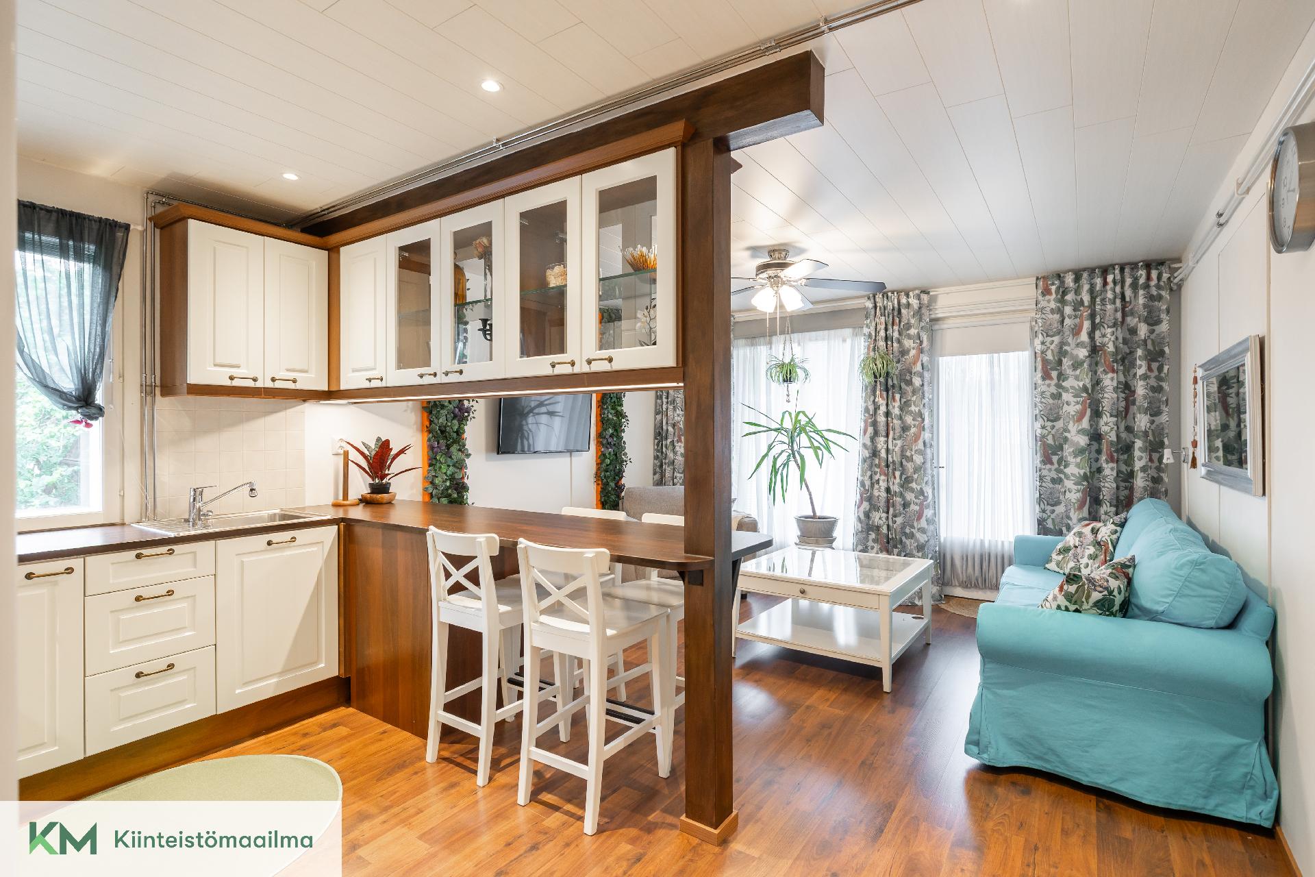 Kurjenkellonkatu 2, Mäntykangas, Kotka