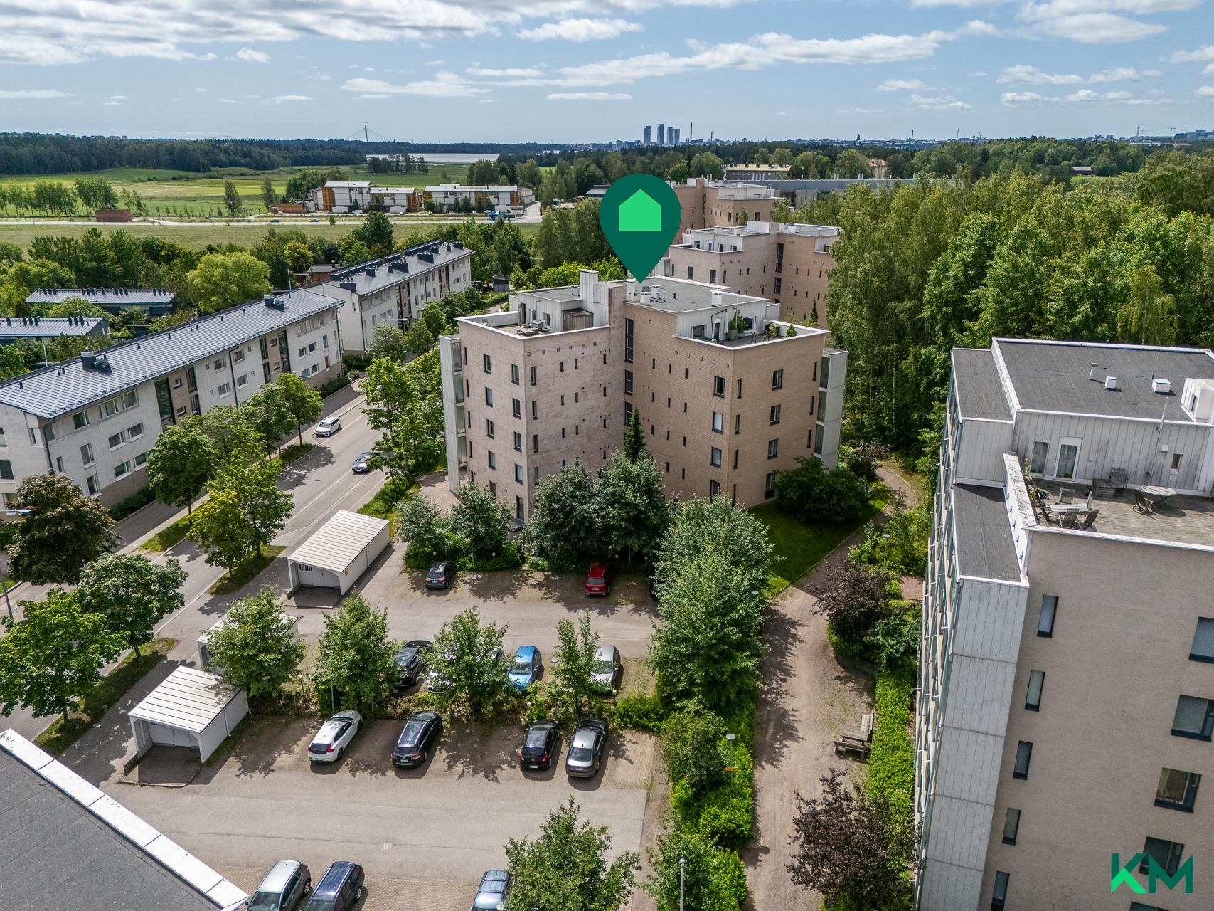 Taloyhtiö ilmakuvassa