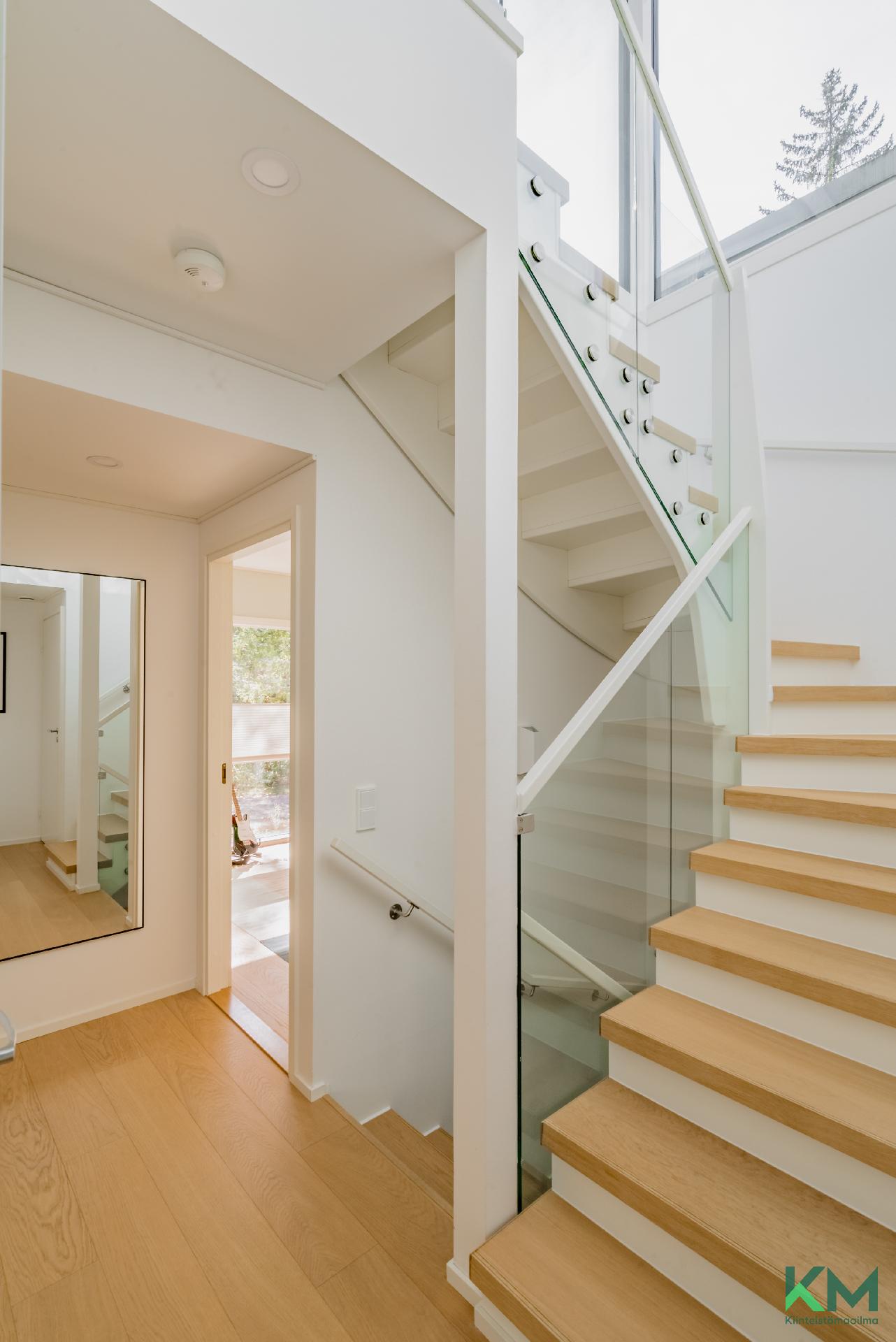 Lauttasaarenmäki 5, Lauttasaari, Helsinki