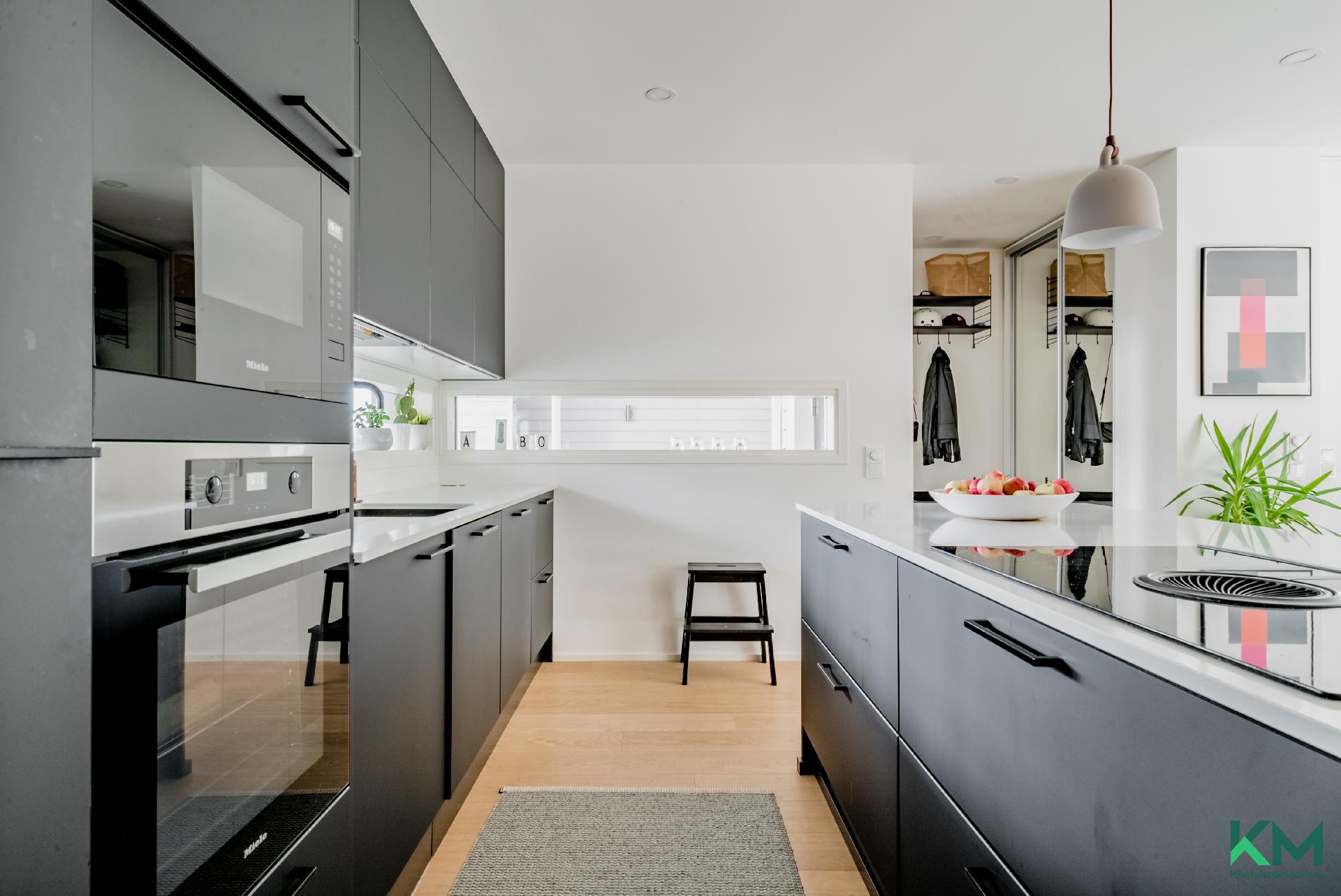 Lauttasaarenmäki 5, Lauttasaari, Helsinki