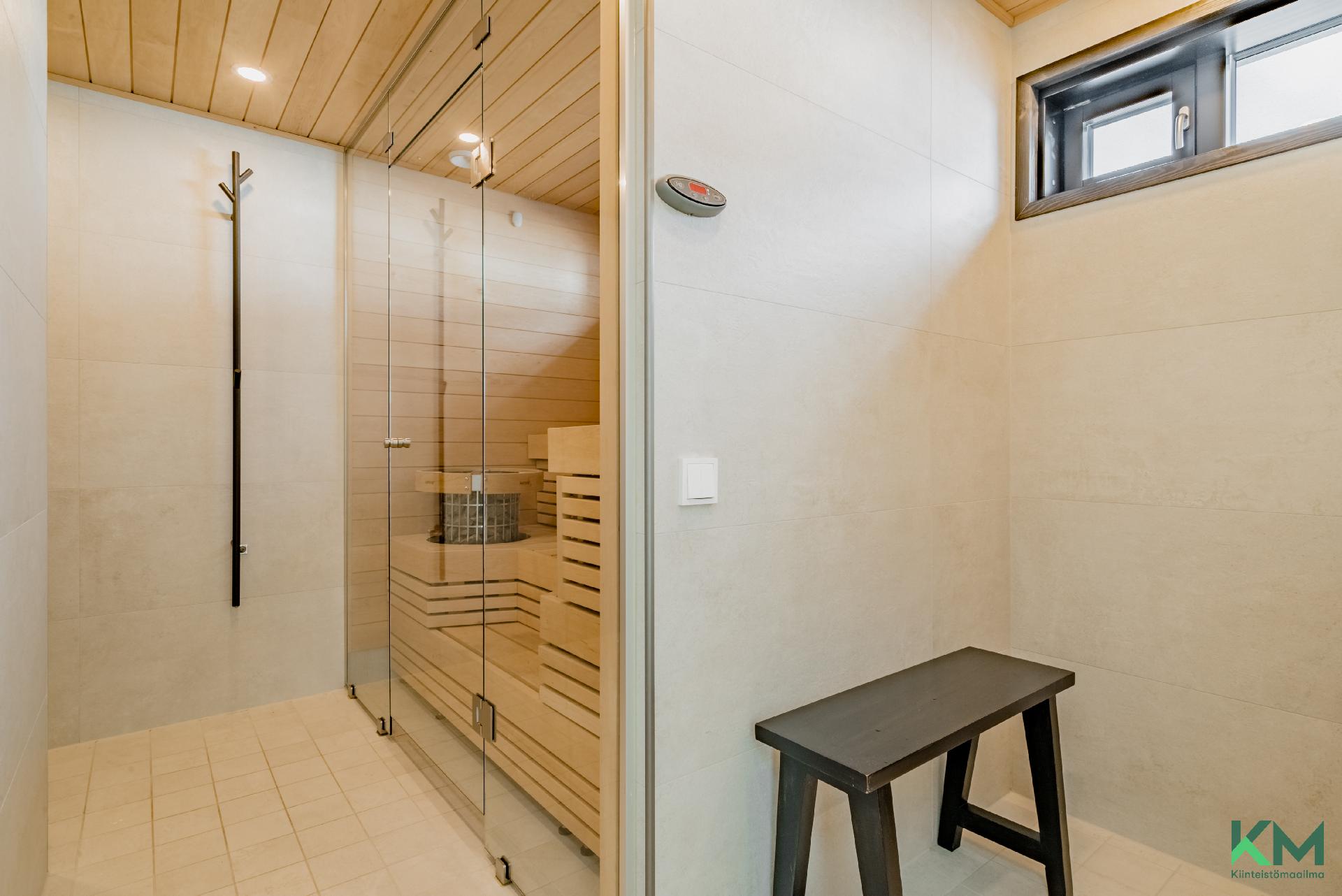 Lauttasaarenmäki 5, Lauttasaari, Helsinki