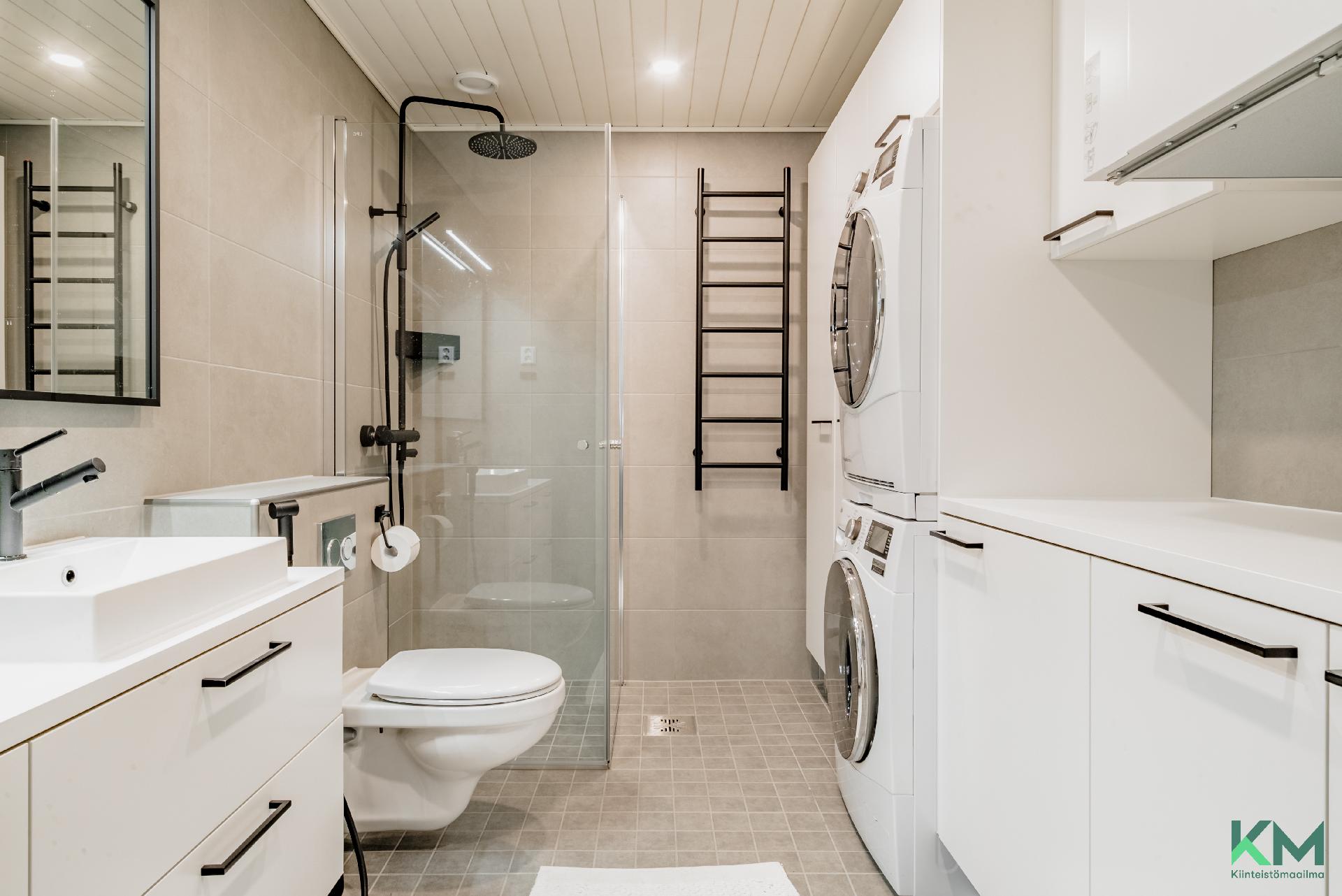 Lauttasaarenmäki 5, Lauttasaari, Helsinki