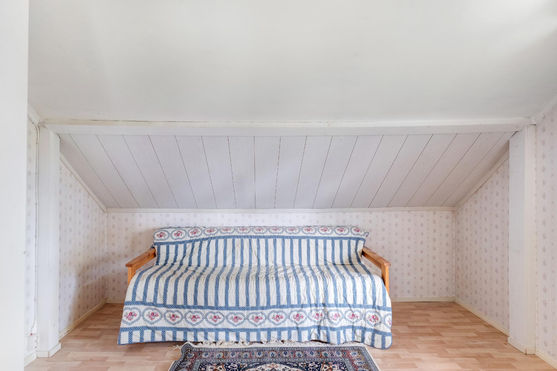 Koulumestarinkuja 6, Muurala, Espoo