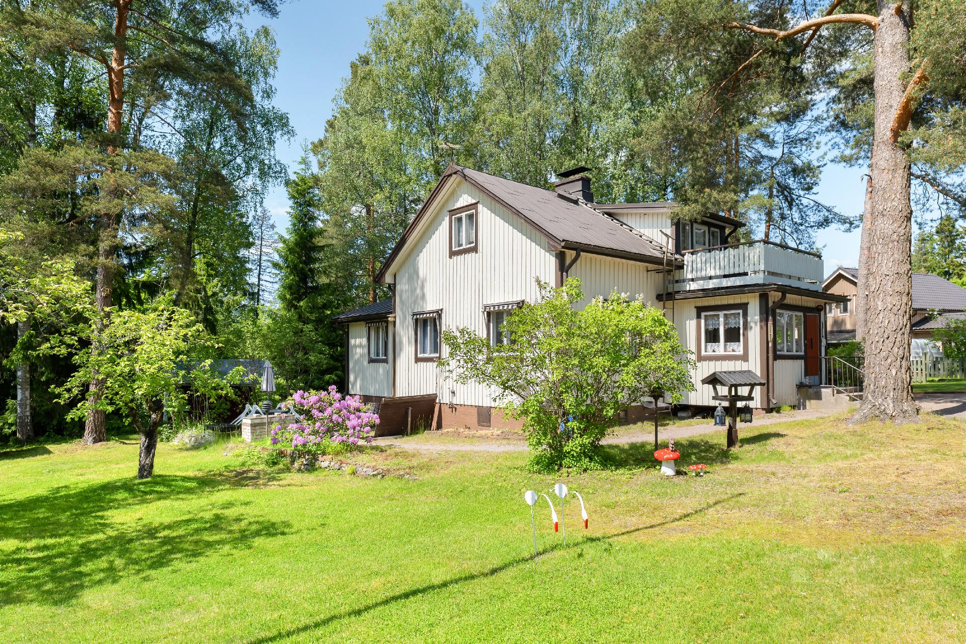 Koulumestarinkuja 6, Muurala, Espoo