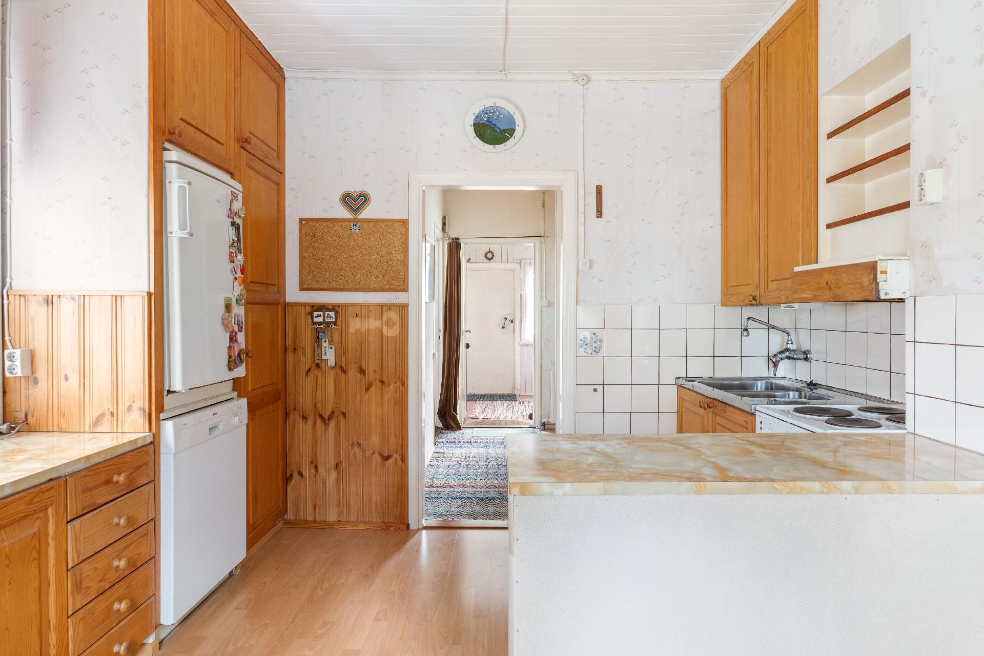 Koulumestarinkuja 6, Muurala, Espoo