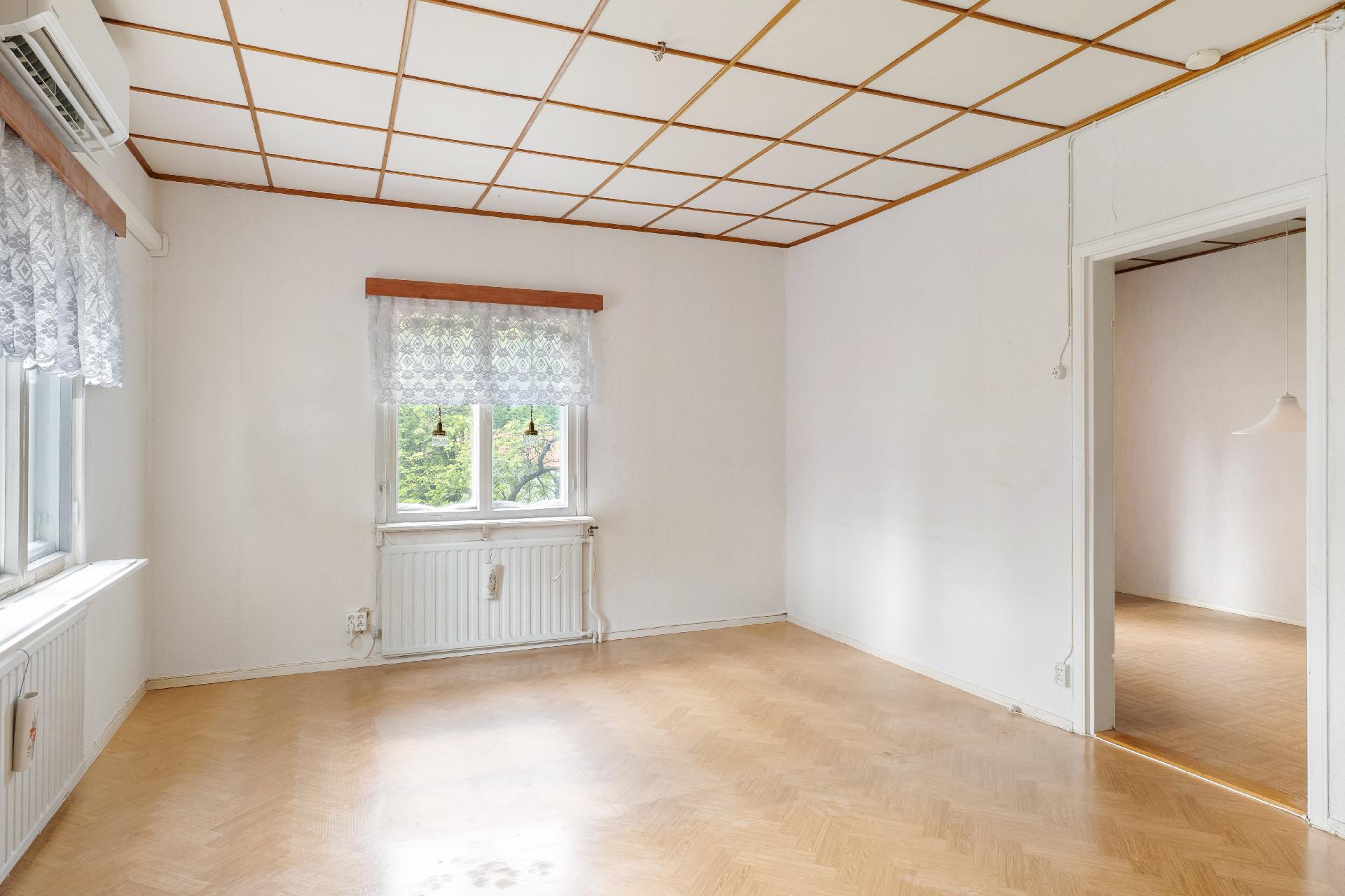 Koulumestarinkuja 6, Muurala, Espoo