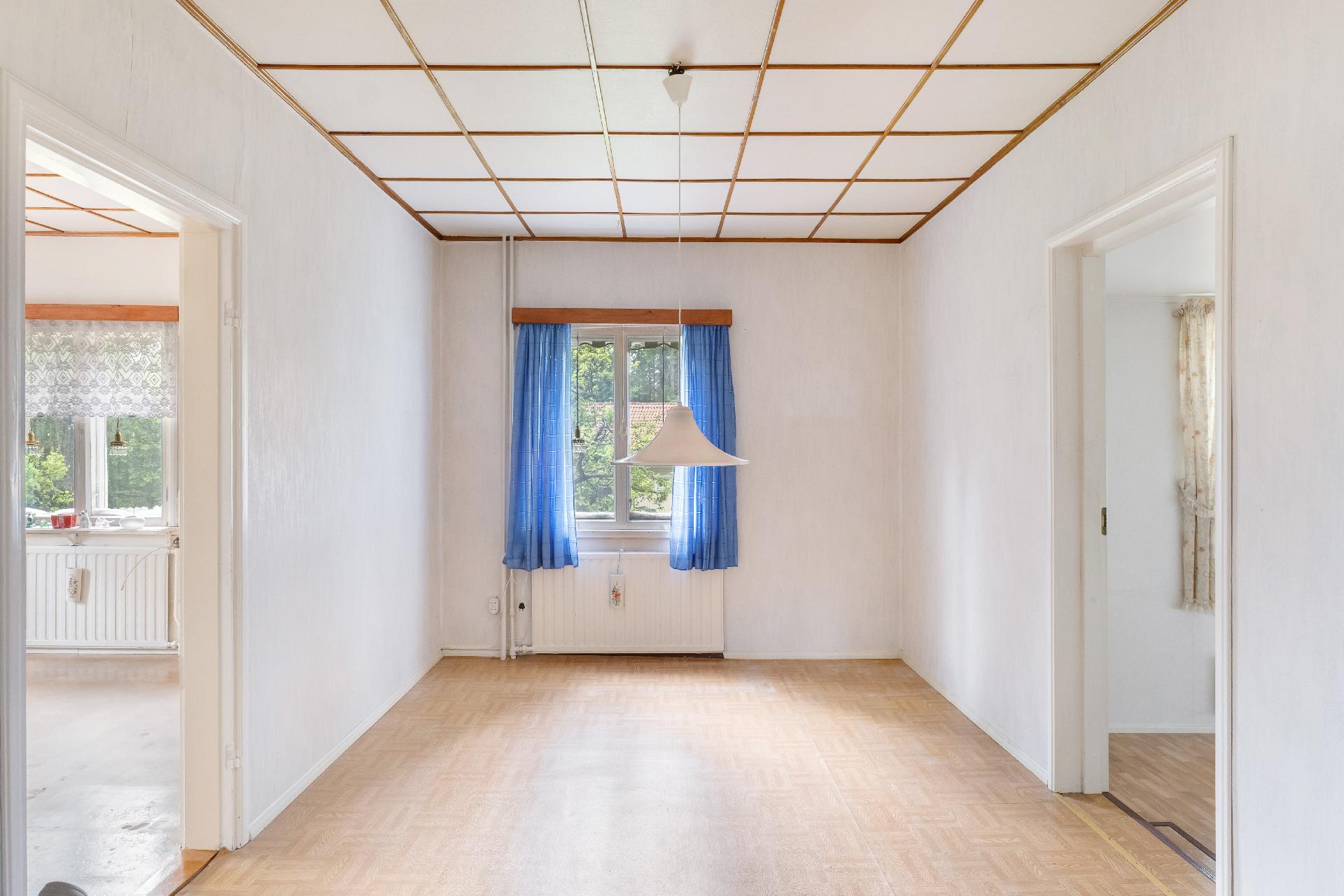 Koulumestarinkuja 6, Muurala, Espoo