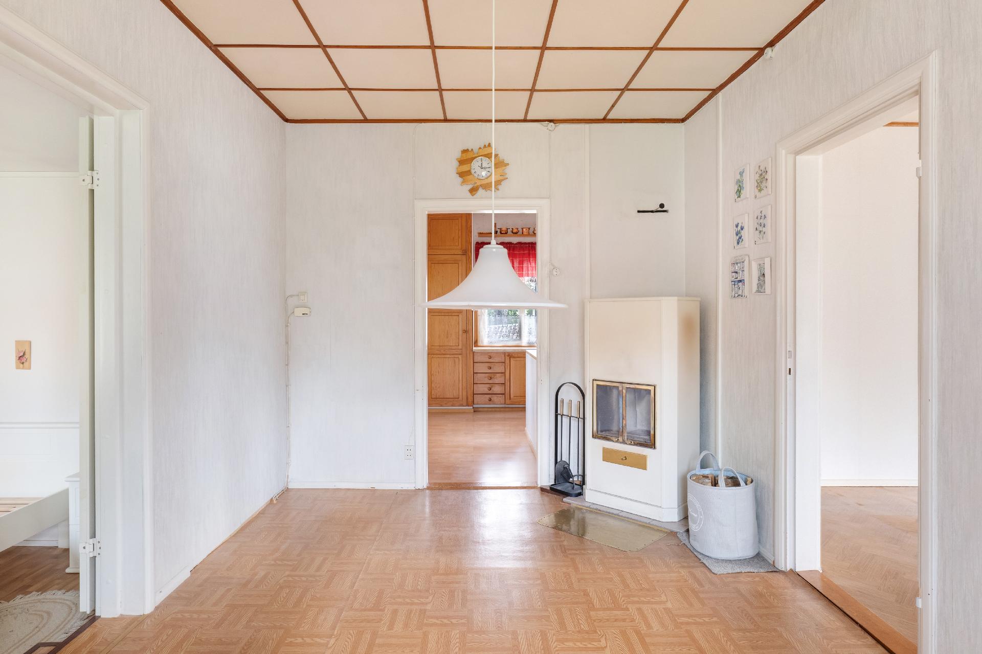 Koulumestarinkuja 6, Muurala, Espoo