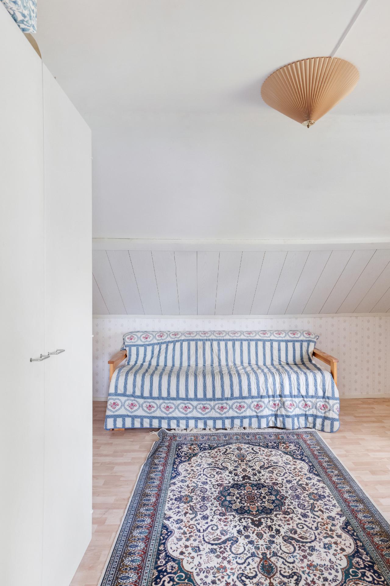 Koulumestarinkuja 6, Muurala, Espoo