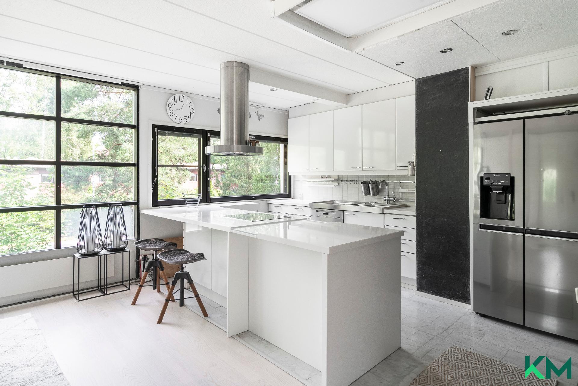 Kiviportintie 28, Vartiokylä, Helsinki