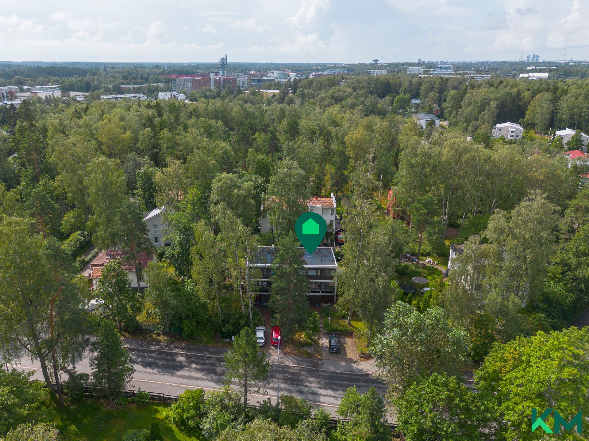 Kiviportintie 28, Vartiokylä, Helsinki