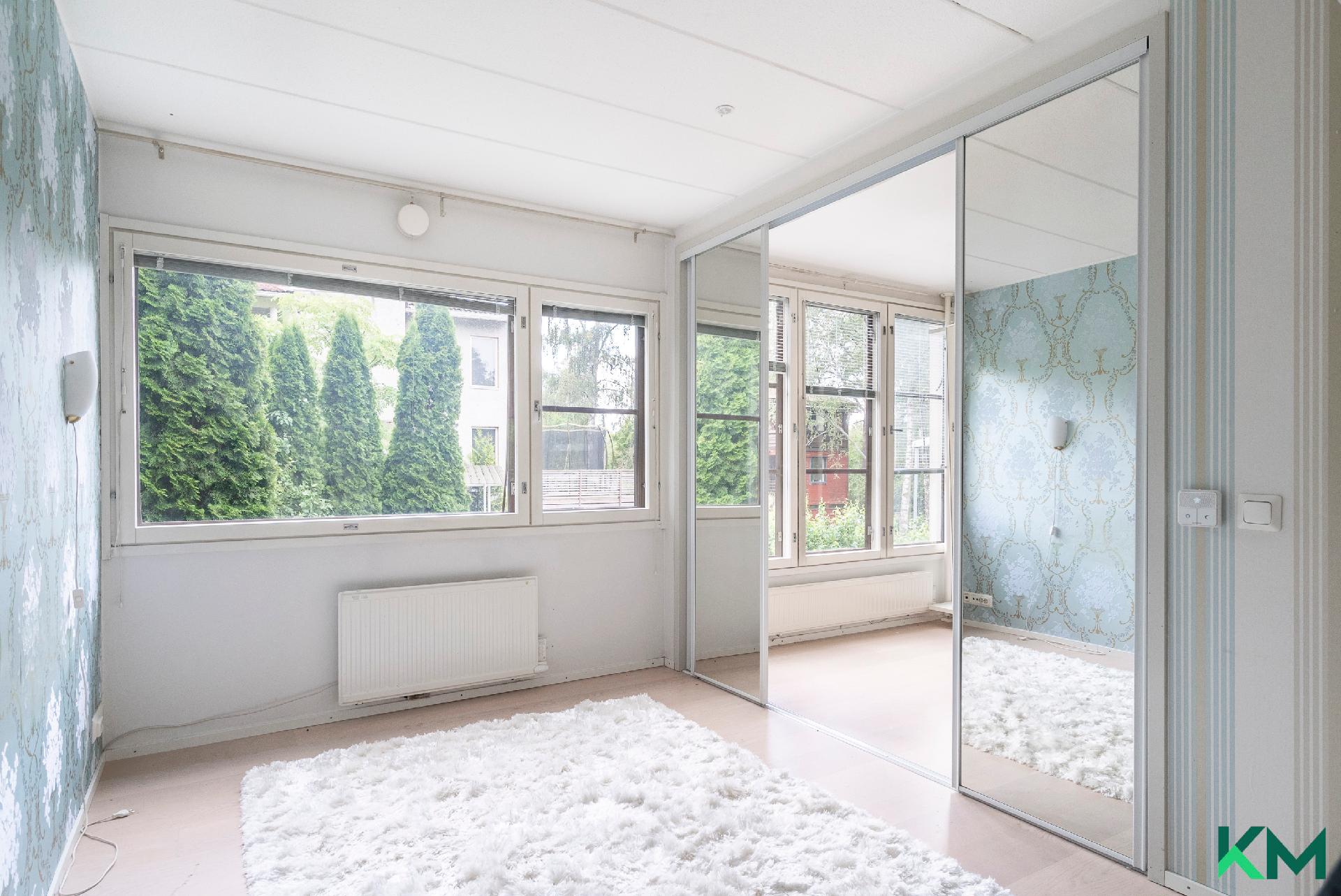 Kiviportintie 28, Vartiokylä, Helsinki