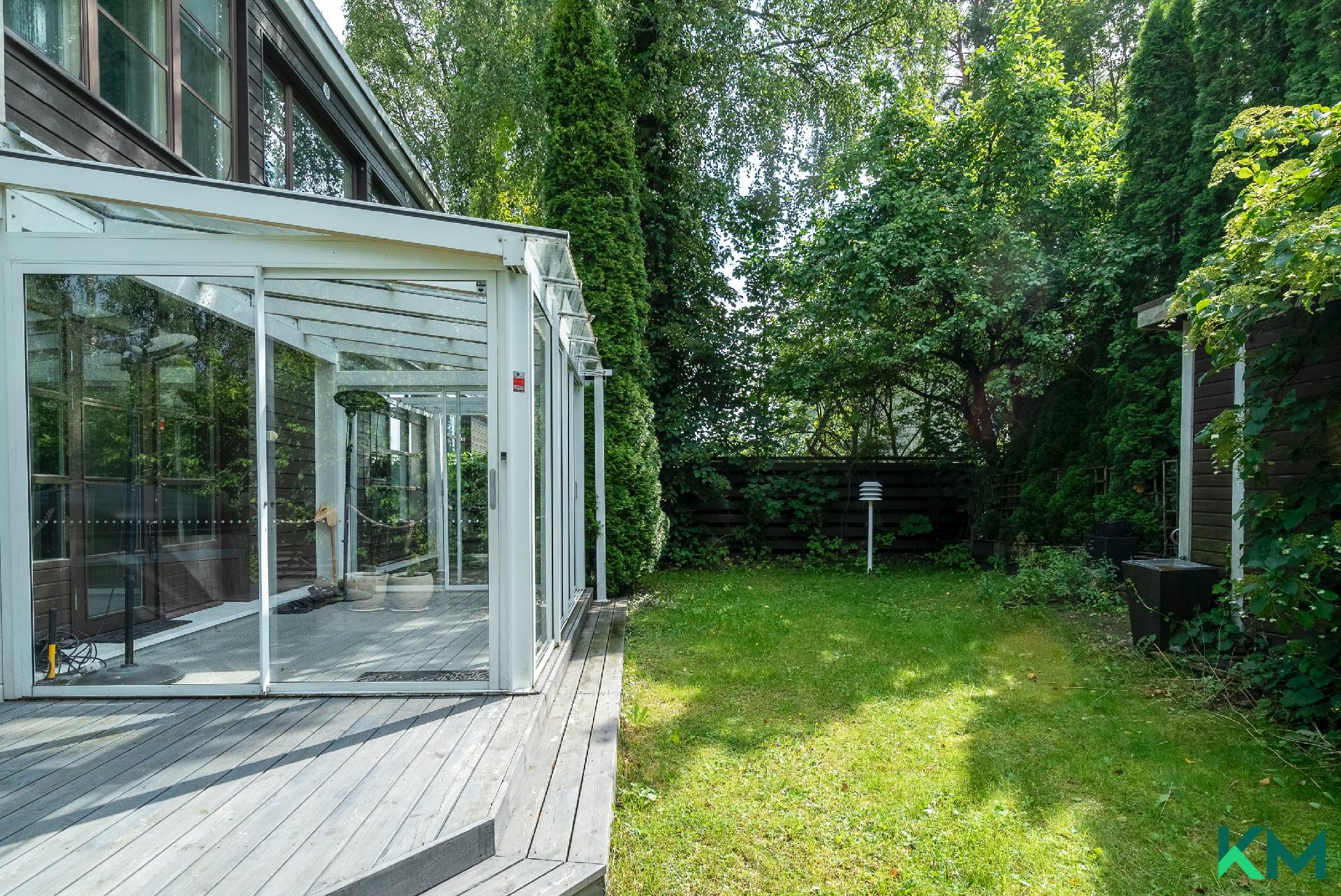 Kiviportintie 28, Vartiokylä, Helsinki