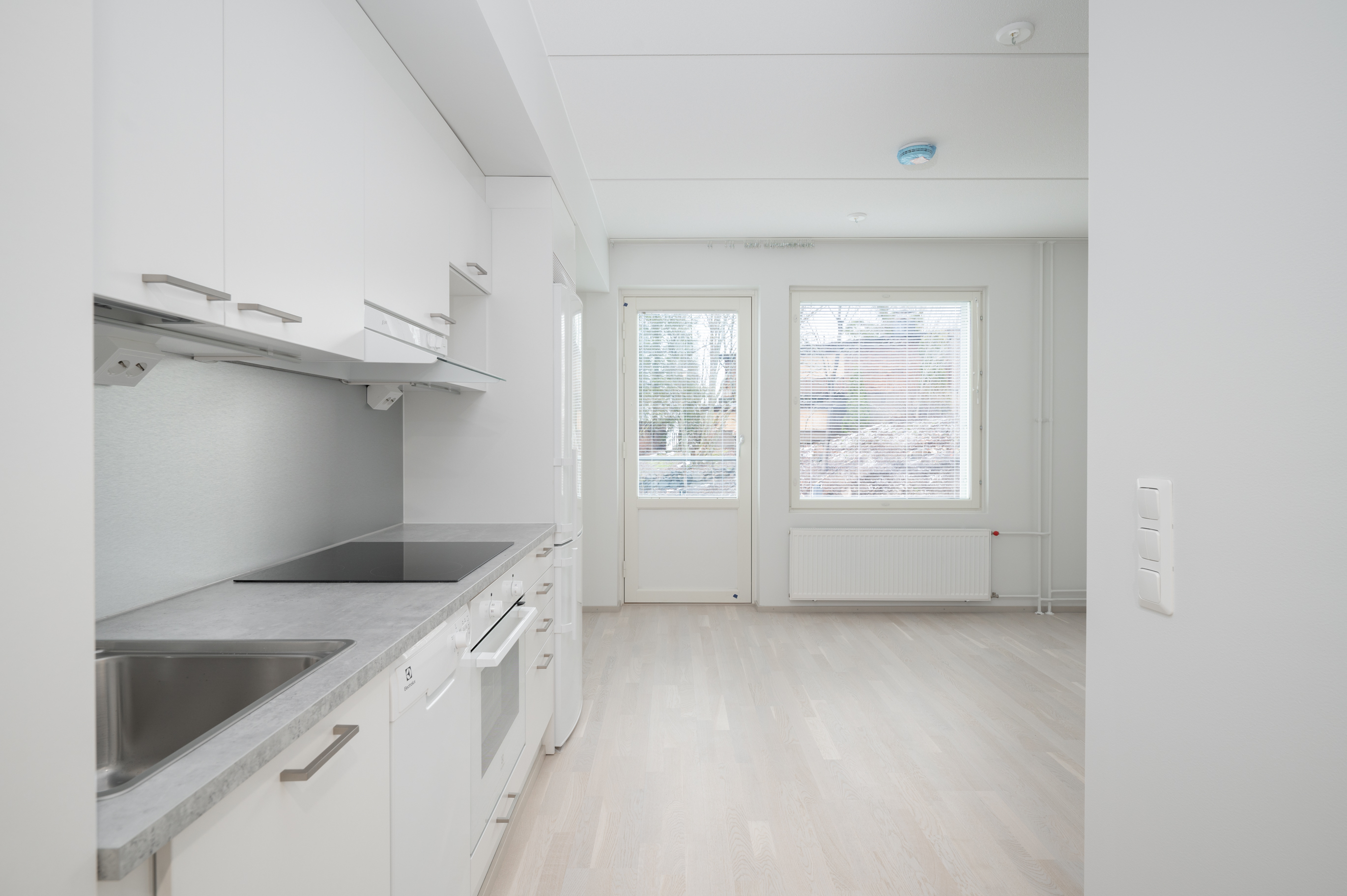 kuvat vastaavanlaisesta asunnosta alemmasta kerroksesta