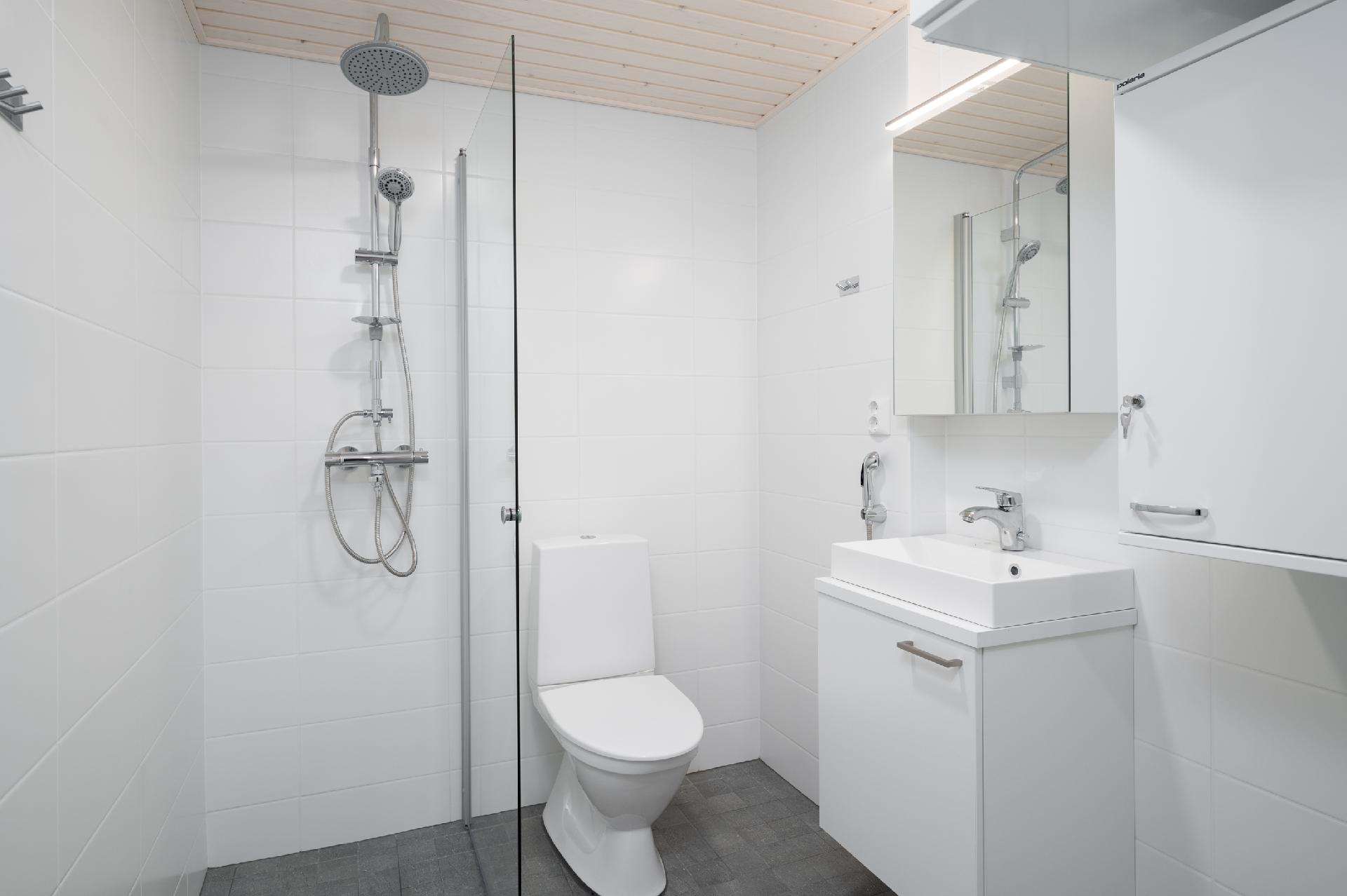 kuvat vastaavanlaisesta asunnosta alemmasta kerroksesta