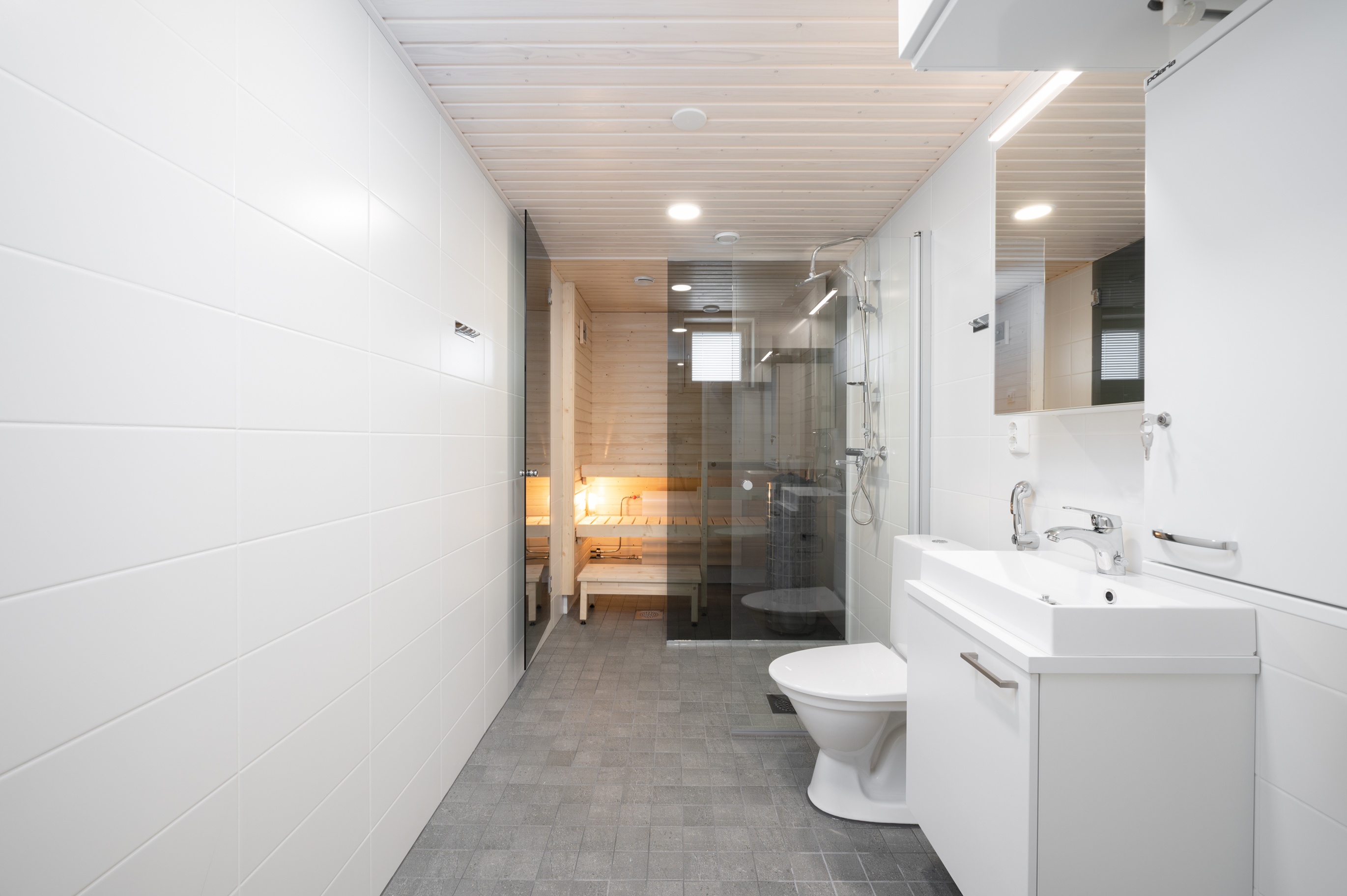 kuvat vastaavanlaisesta asunnosta alemmasta kerroksesta