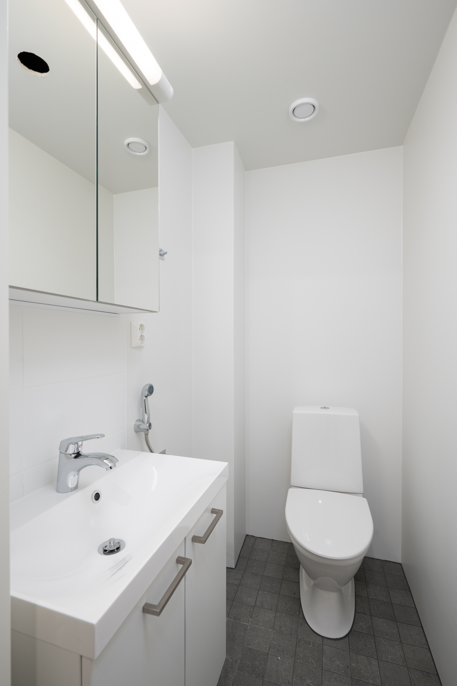 kuvat vastaavanlaisesta asunnosta alemmasta kerroksesta