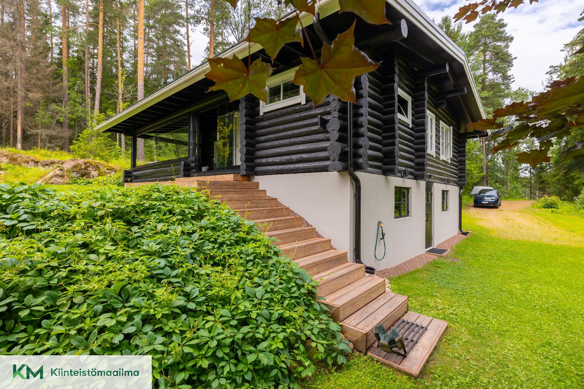 Latolahdentie 45, Pyhältö, Hamina