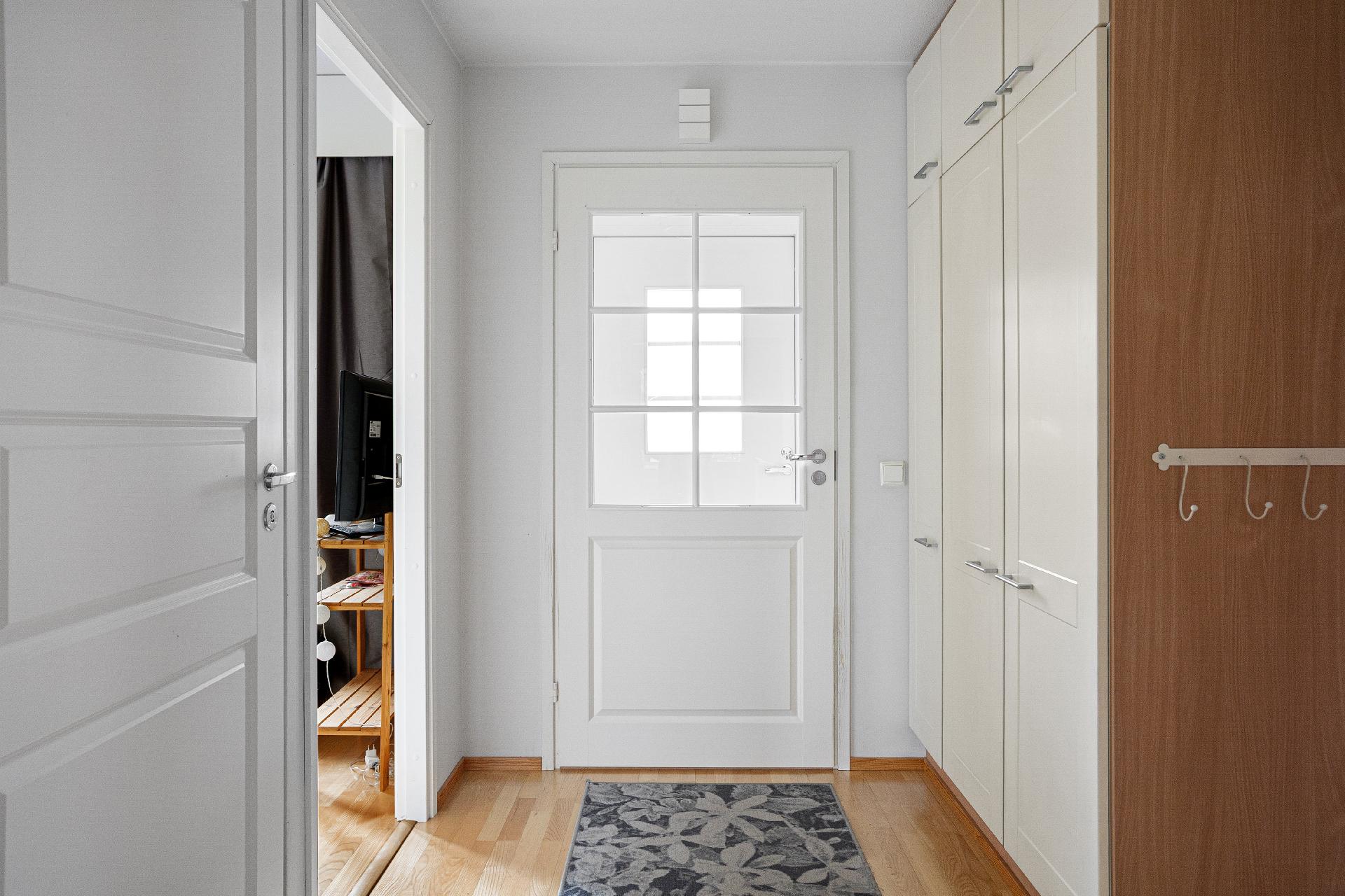 Peltomiehentie 4, Sarkola, Kouvola