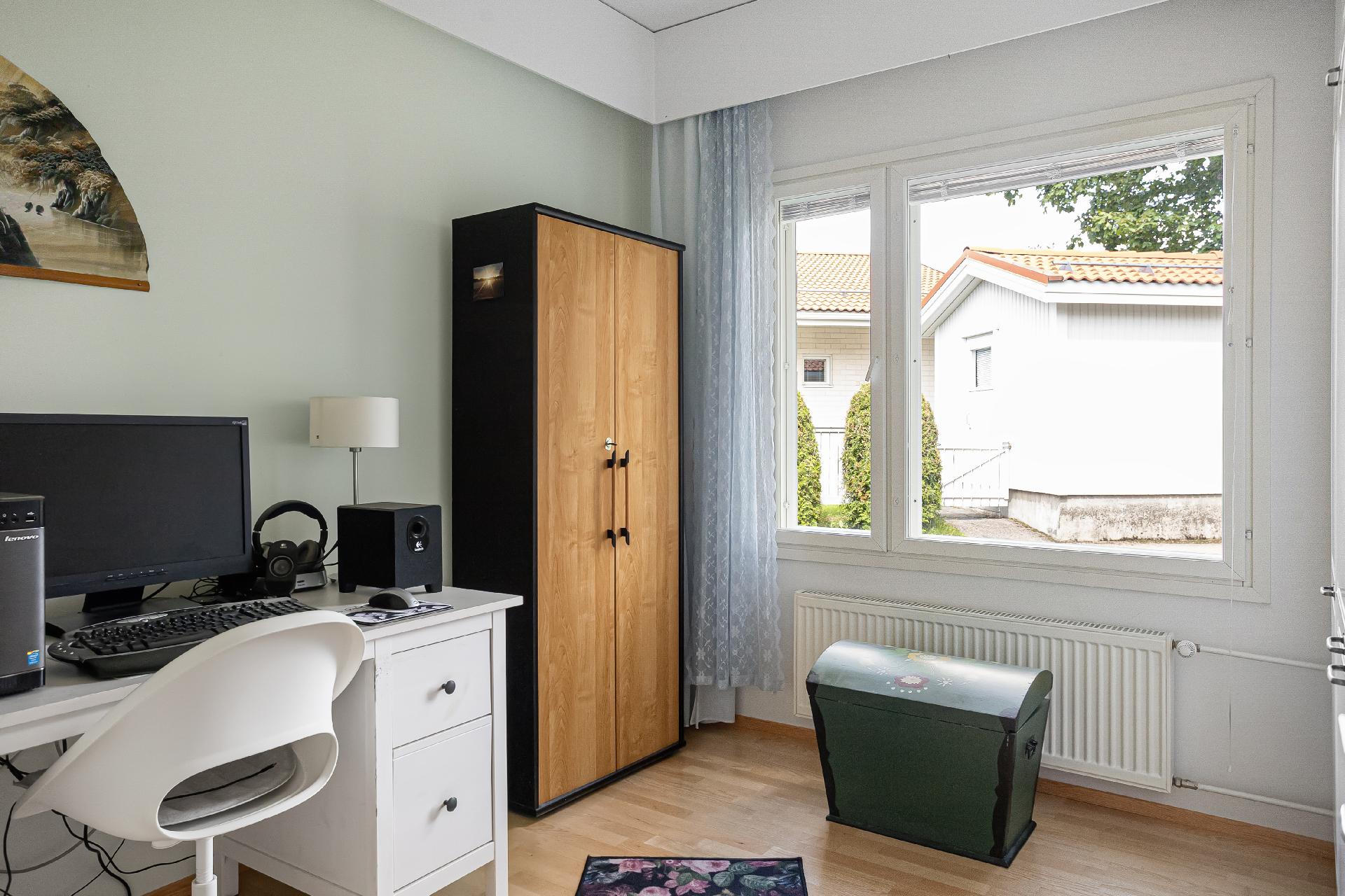 Peltomiehentie 4, Sarkola, Kouvola