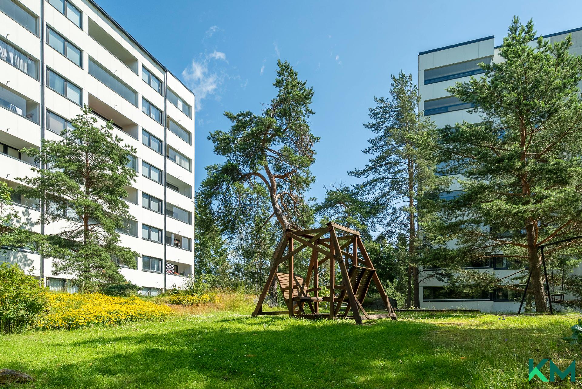 Taloyhtiön sisäpiha