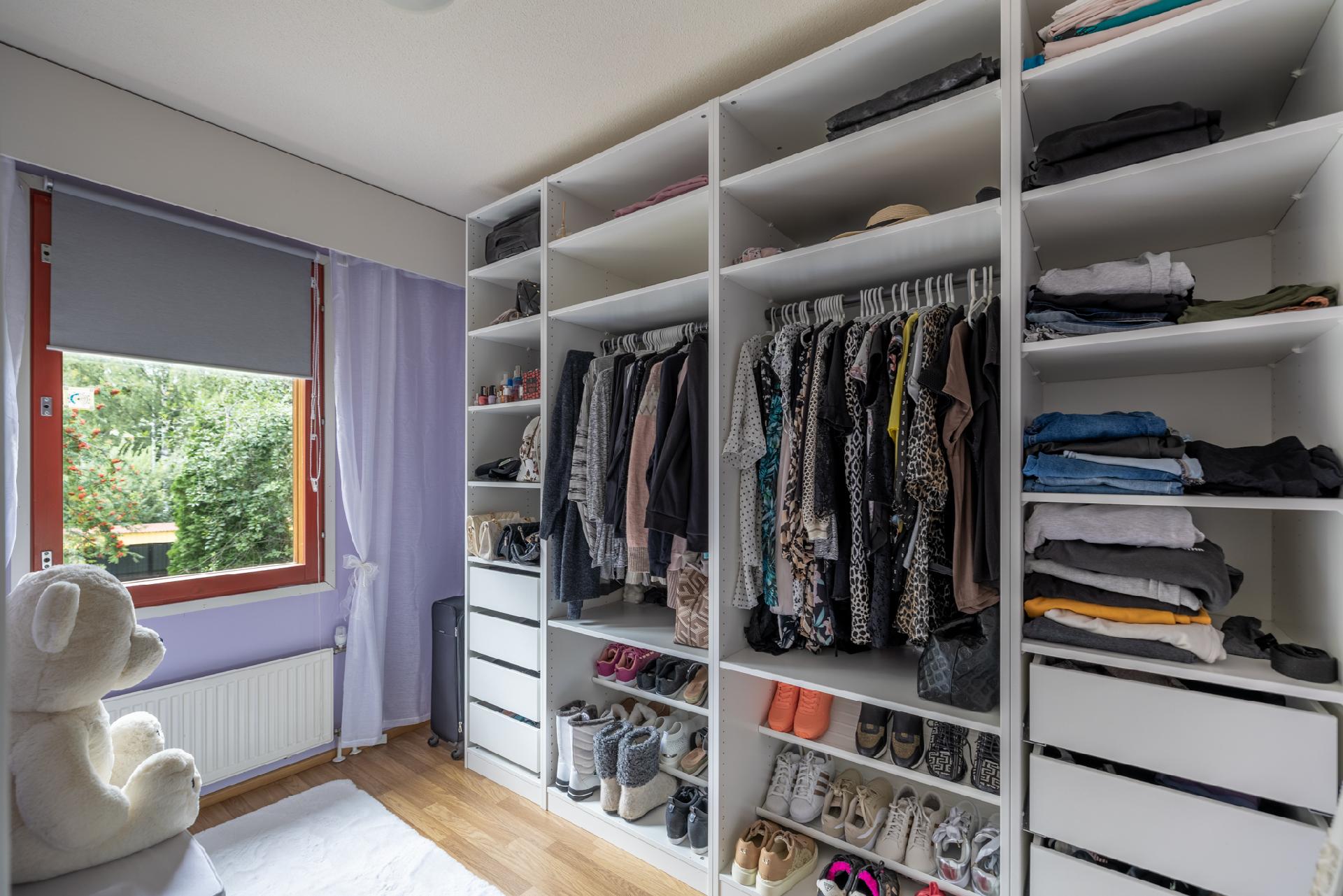 Runsaasti säilytystilaa!