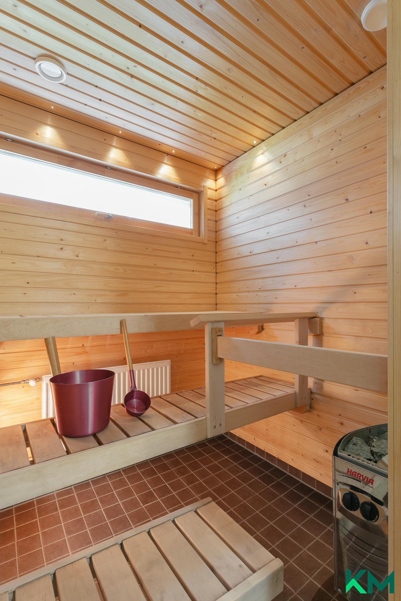 Tunnelmallinen sauna