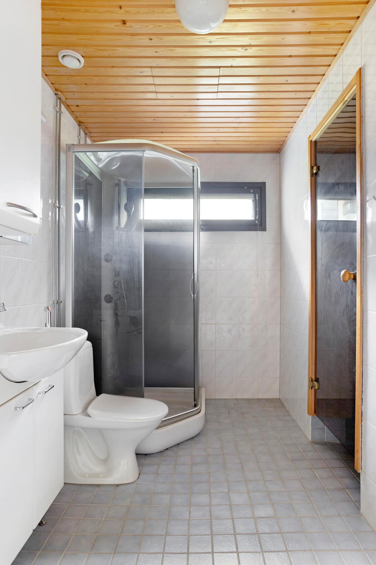 Orvokkikuja 6, Tikkurila, Vantaa