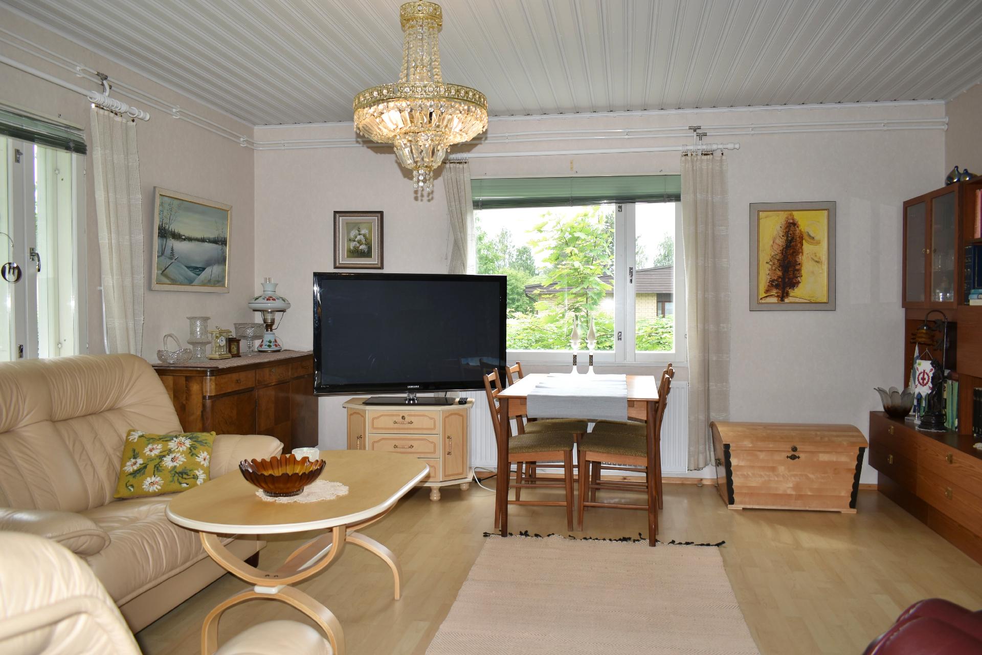 Sarakatu 8, Keskusta, Sotkamo