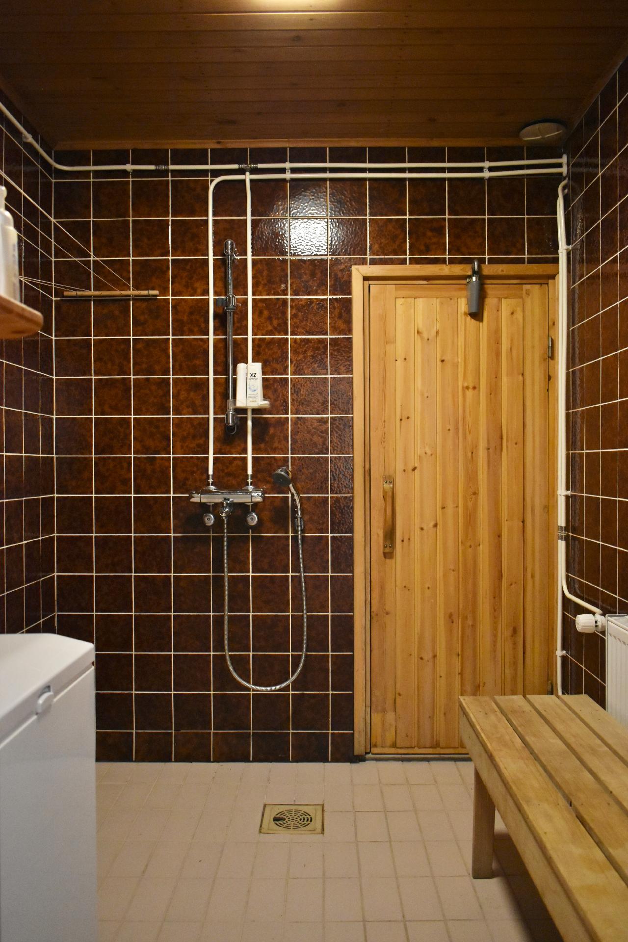 Sarakatu 8, Keskusta, Sotkamo