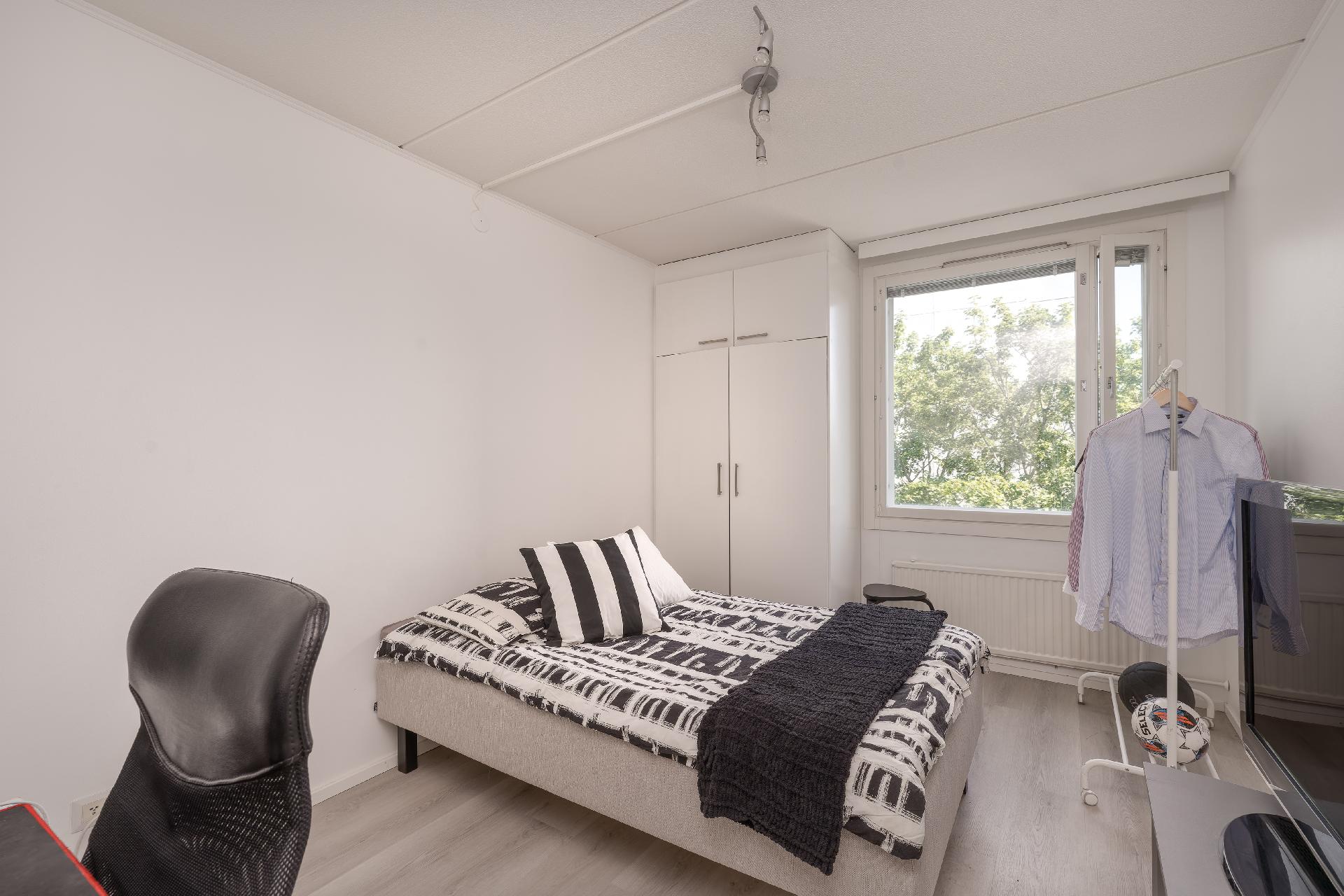 Joupinmäenrinne 4, Suvela, Espoo