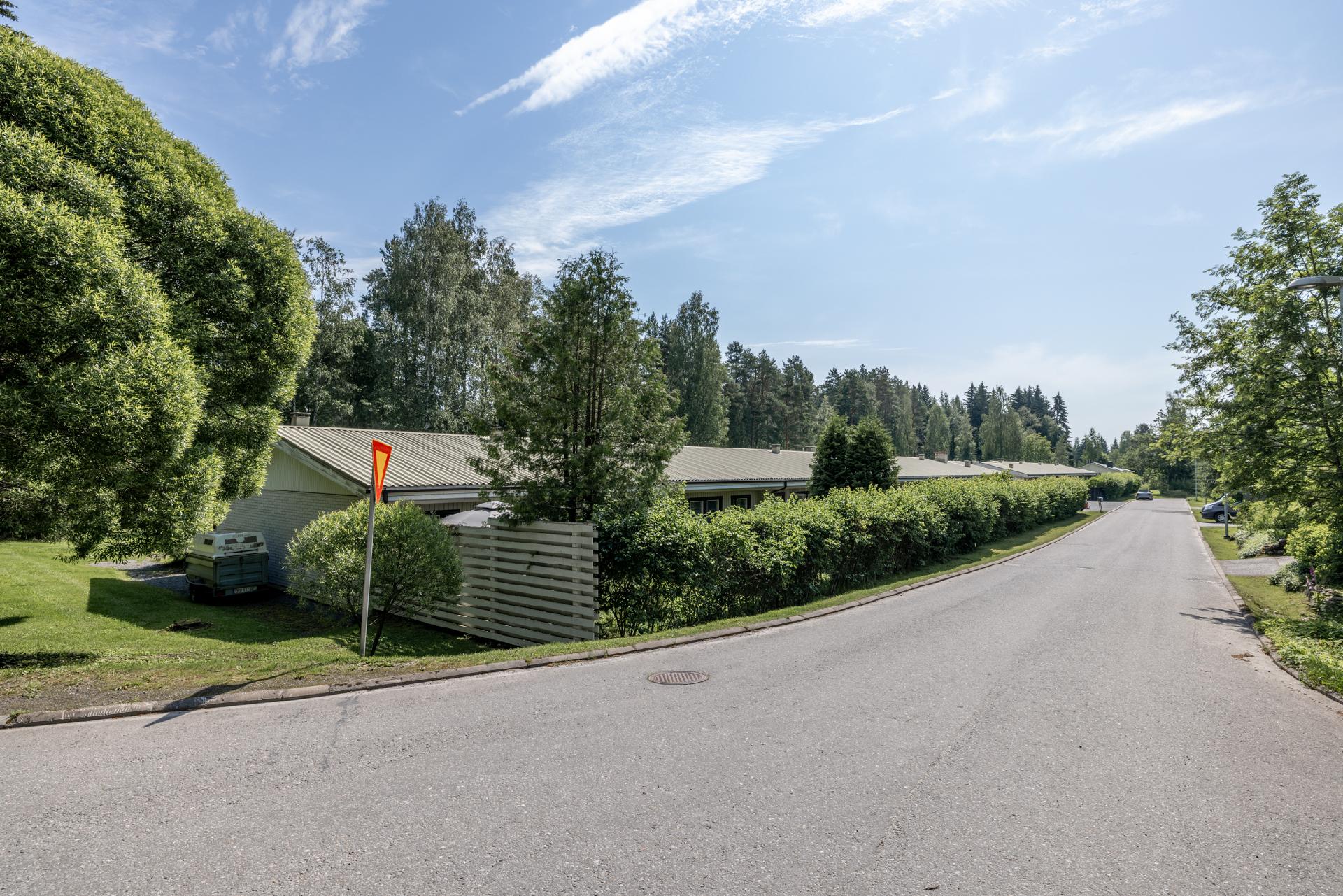 Lenkkitie 1, Rantakylä, Mikkeli