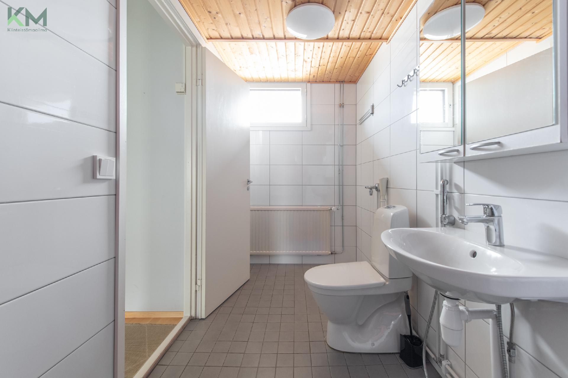 Huhdantie 4, Jyrä, Kurikka