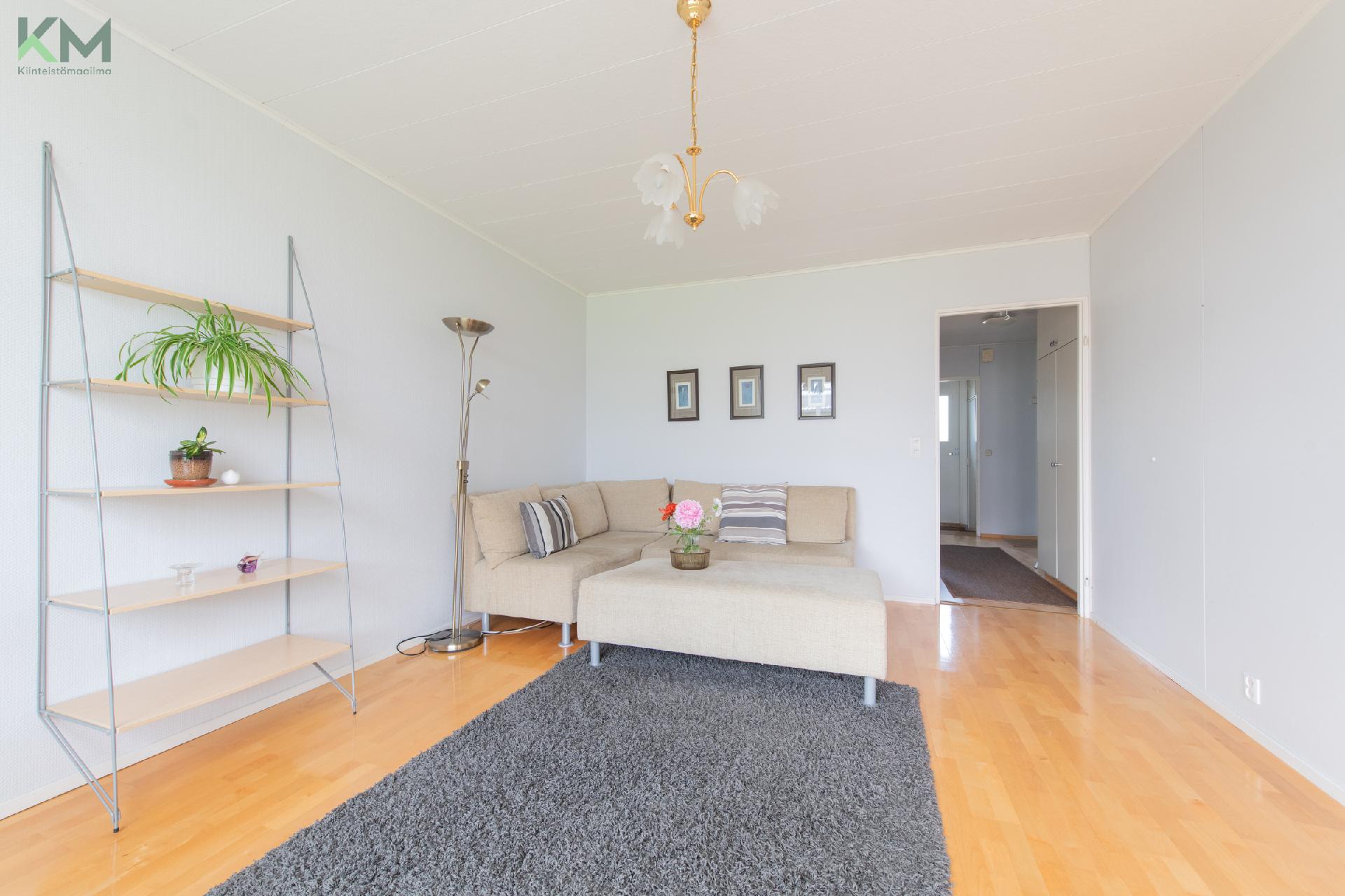 Huhdantie 4, Jyrä, Kurikka