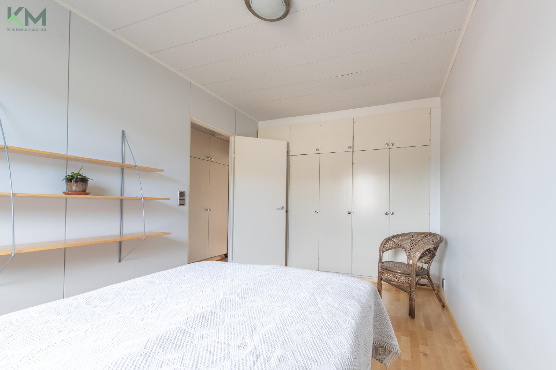 Huhdantie 4, Jyrä, Kurikka