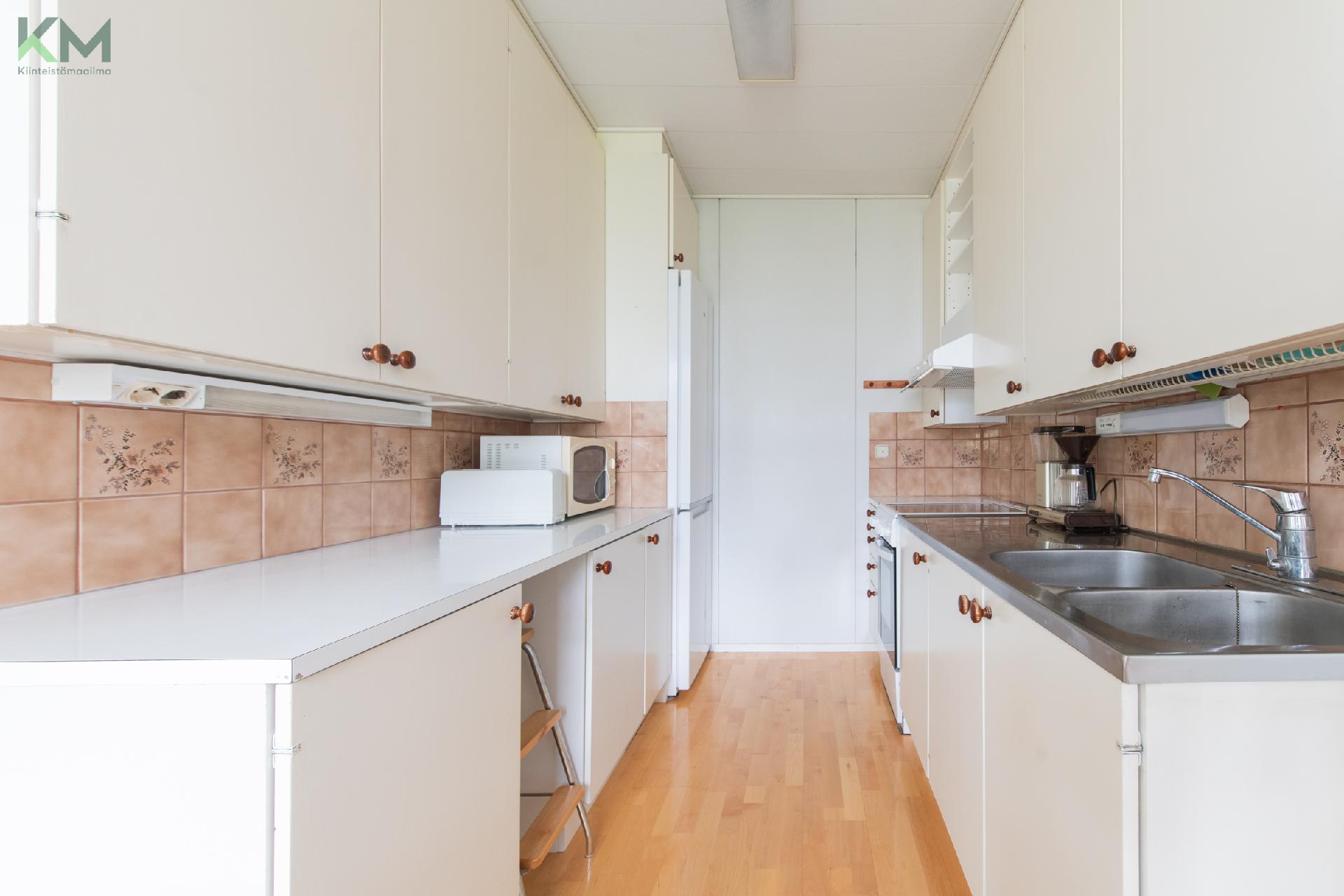 Huhdantie 4, Jyrä, Kurikka