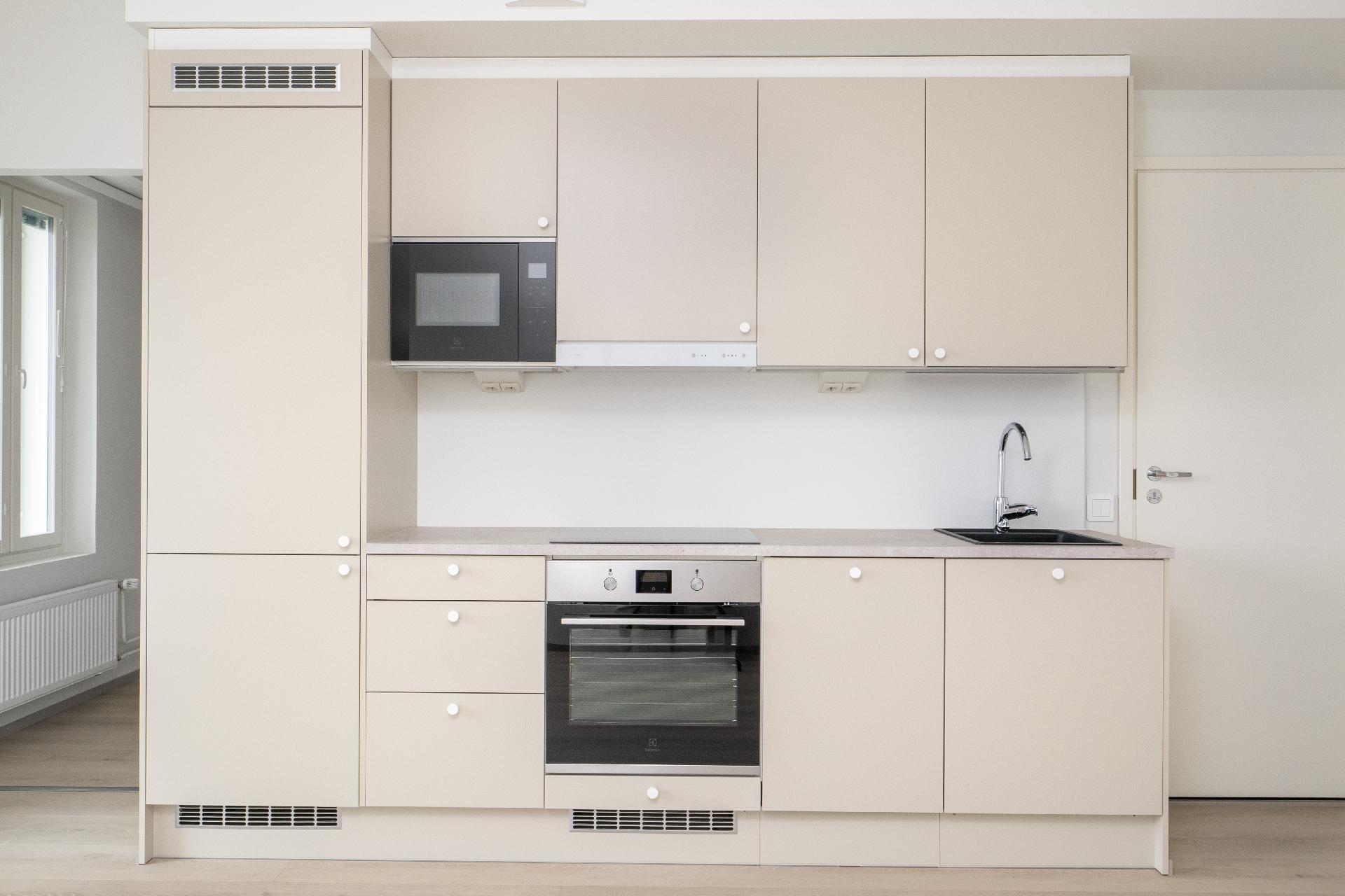 Maisemamaalauksenkatu 10 C 60, Kuninkaantammi, Helsinki