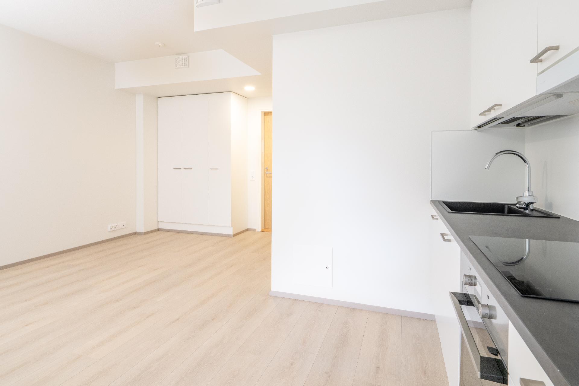 Maisemamaalauksenkatu 10 C 42, Kuninkaantammi, Helsinki