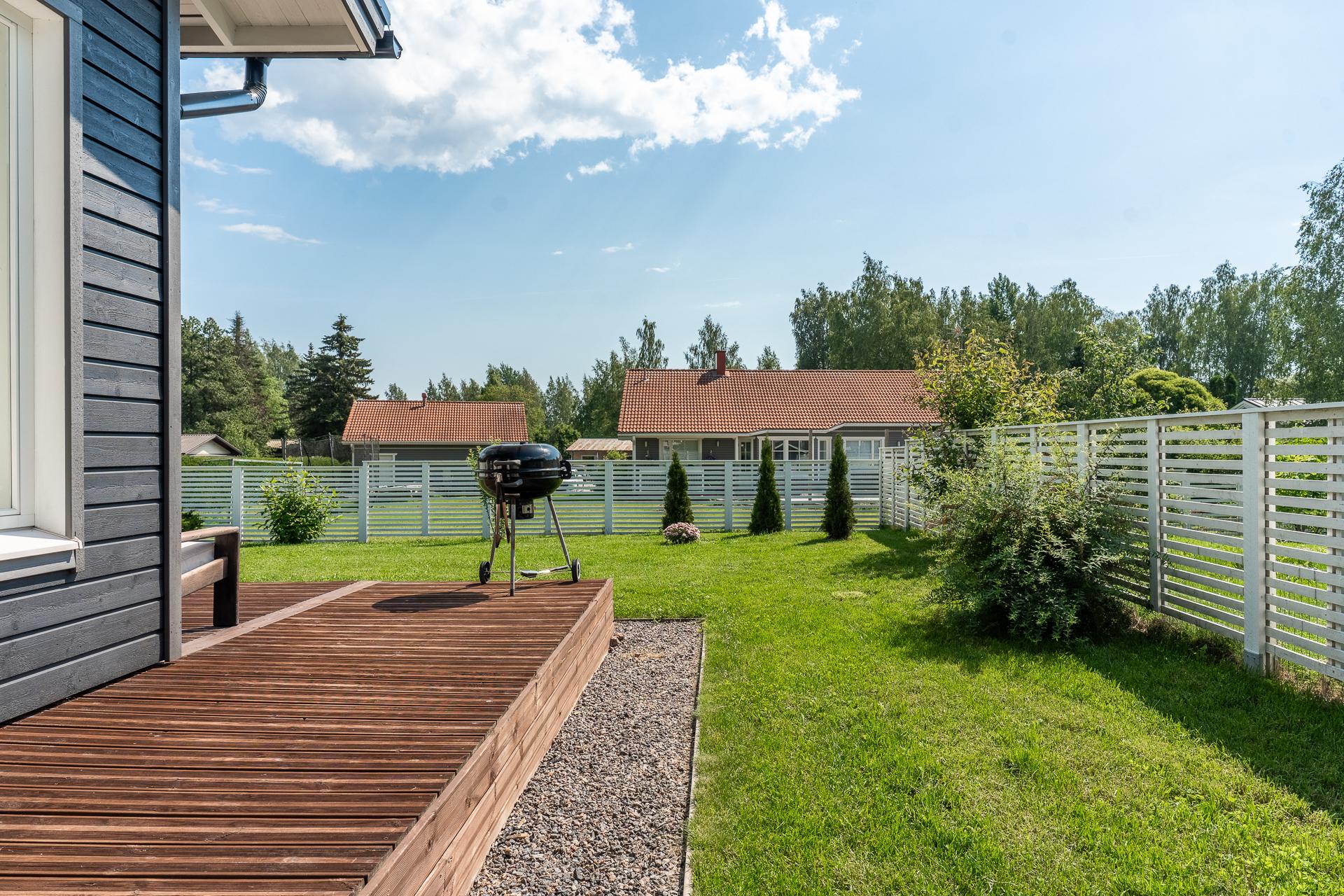 Notkelmatie 4, Ernestas, Porvoo