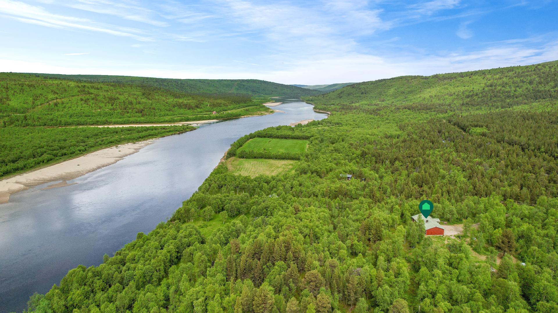 Ilmakuva pohjoiseen päin