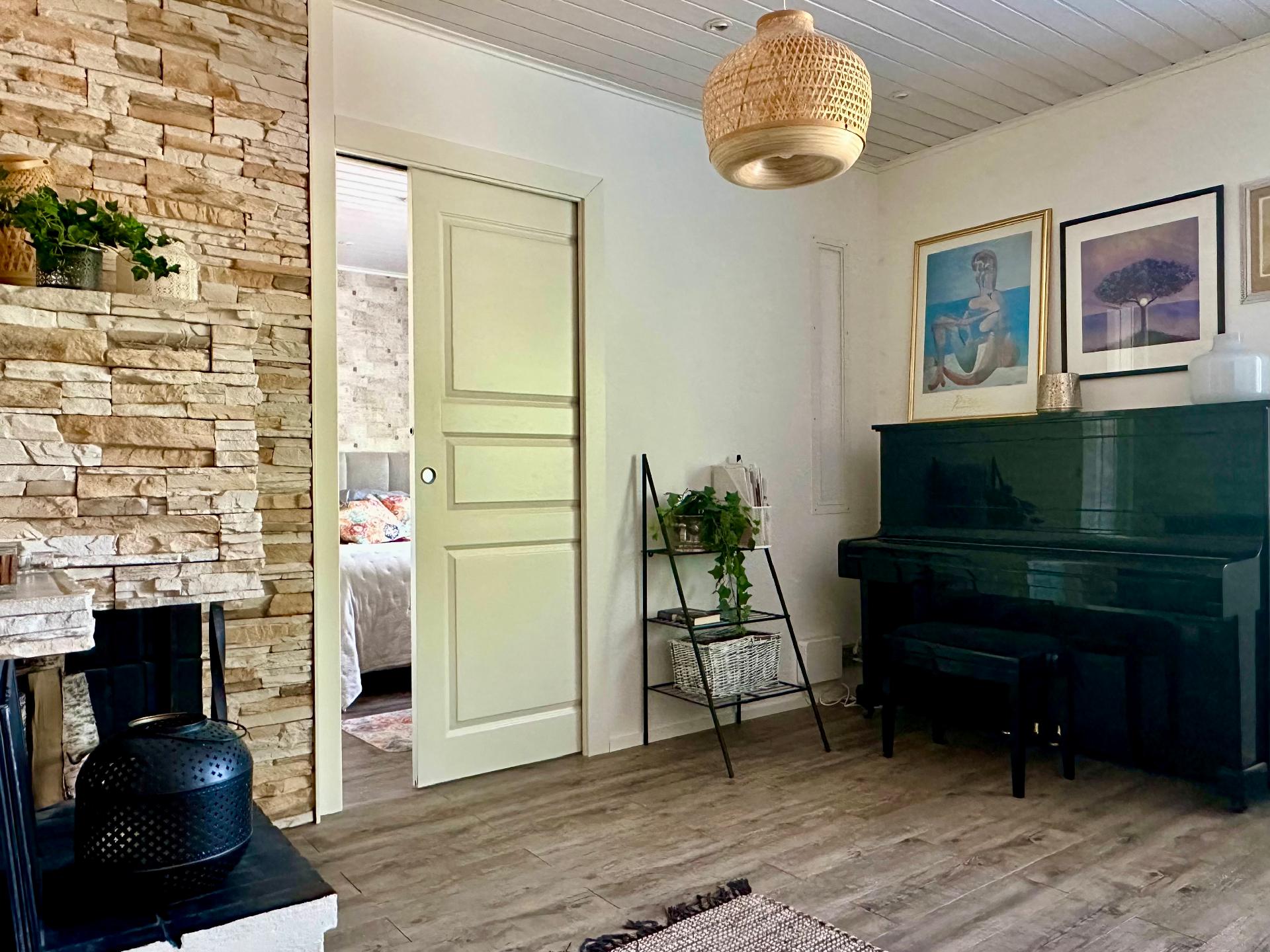 Antinsaarenkatu 12, Parantola, Hyvinkää