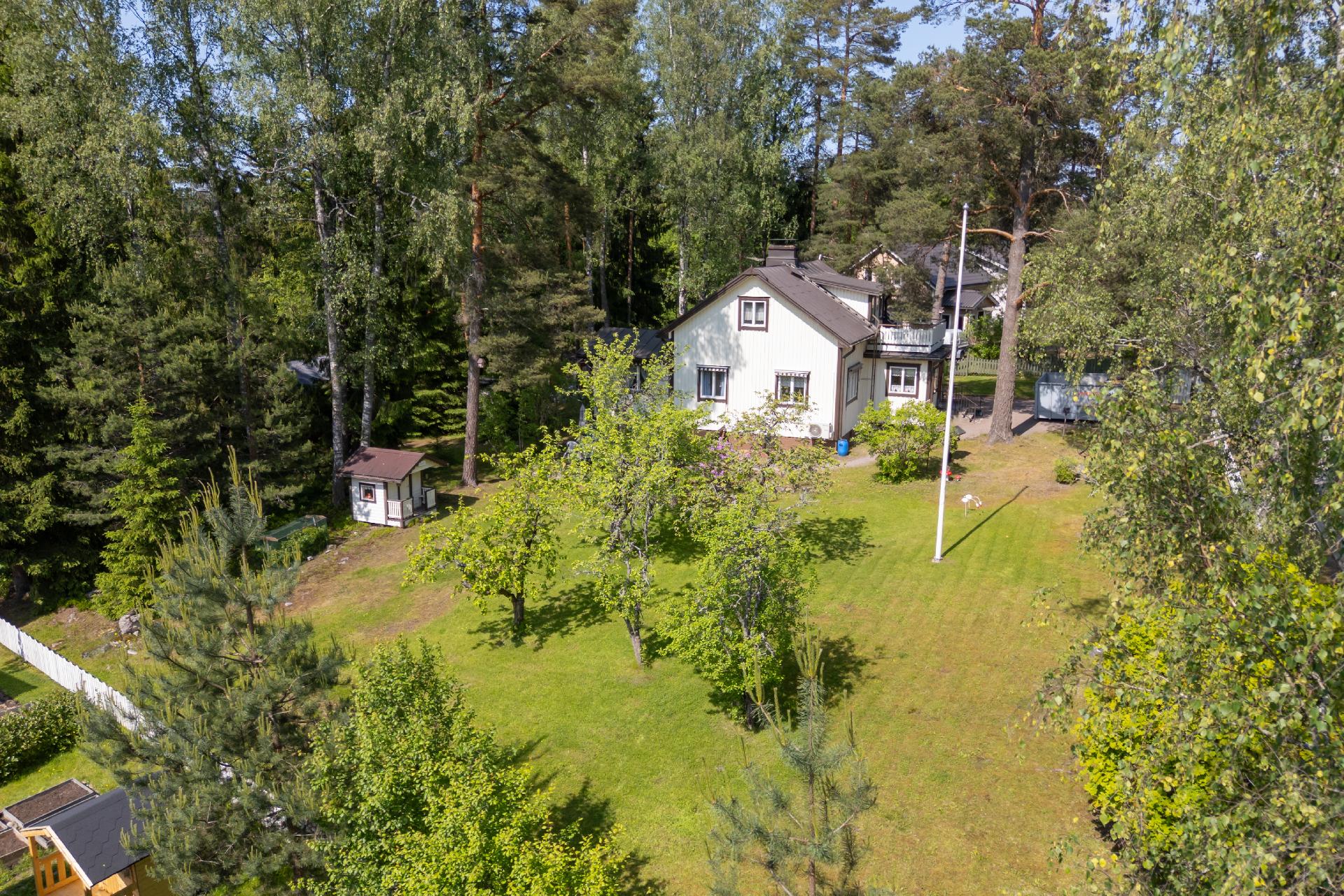 Koulumestarinkuja 6, Muurala, Espoo