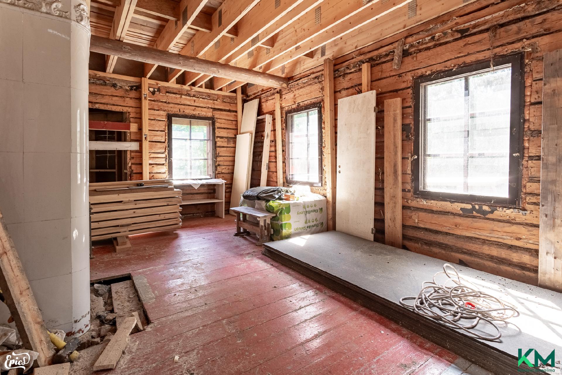 Hupakantie 4, Hakkari, Lempäälä