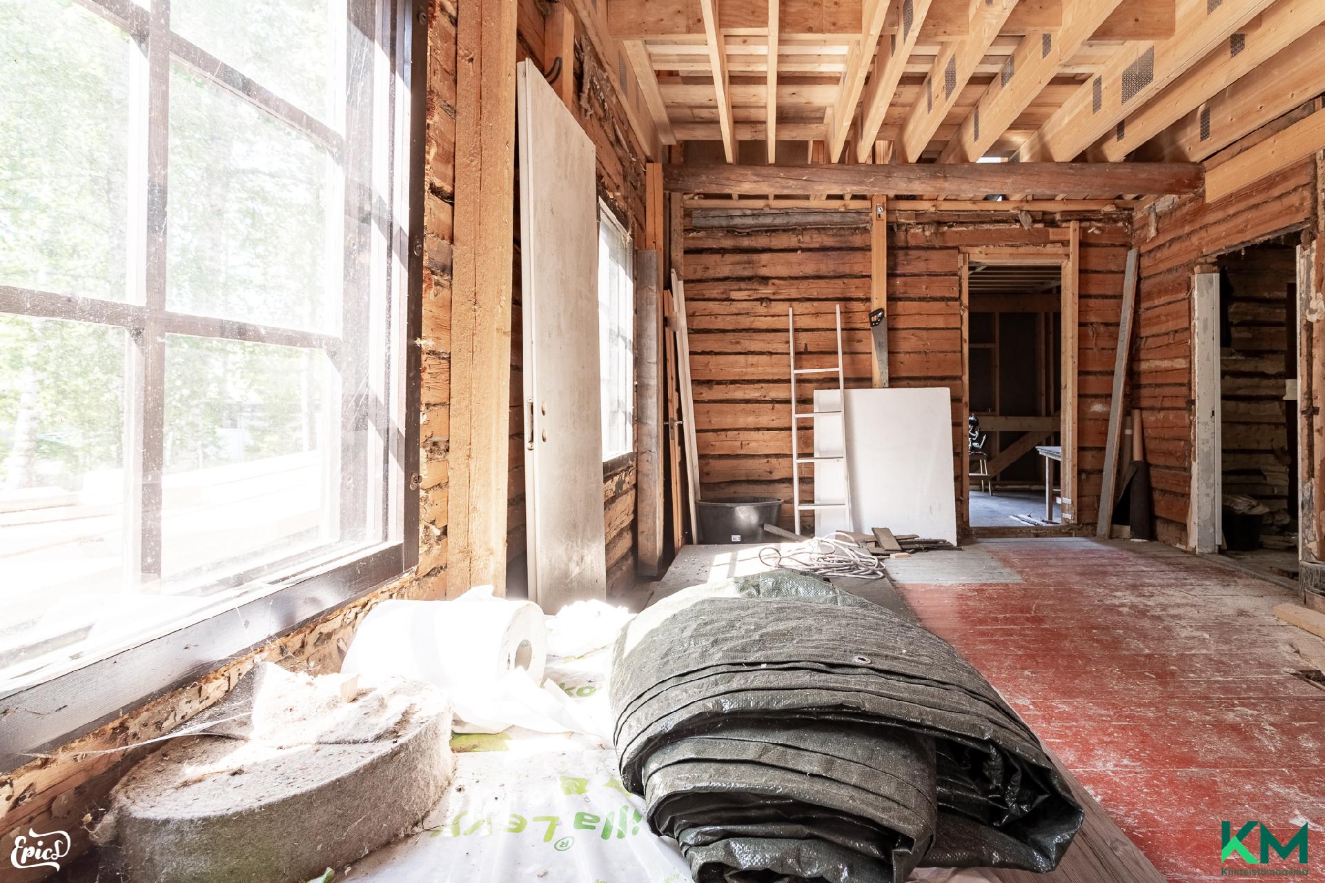 Hupakantie 4, Hakkari, Lempäälä