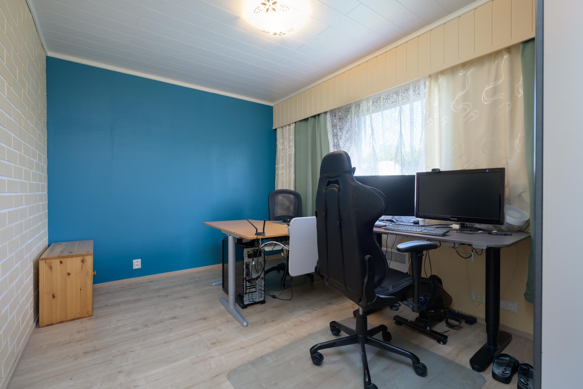 Keskitie 1, Röykkä, Nurmijärvi