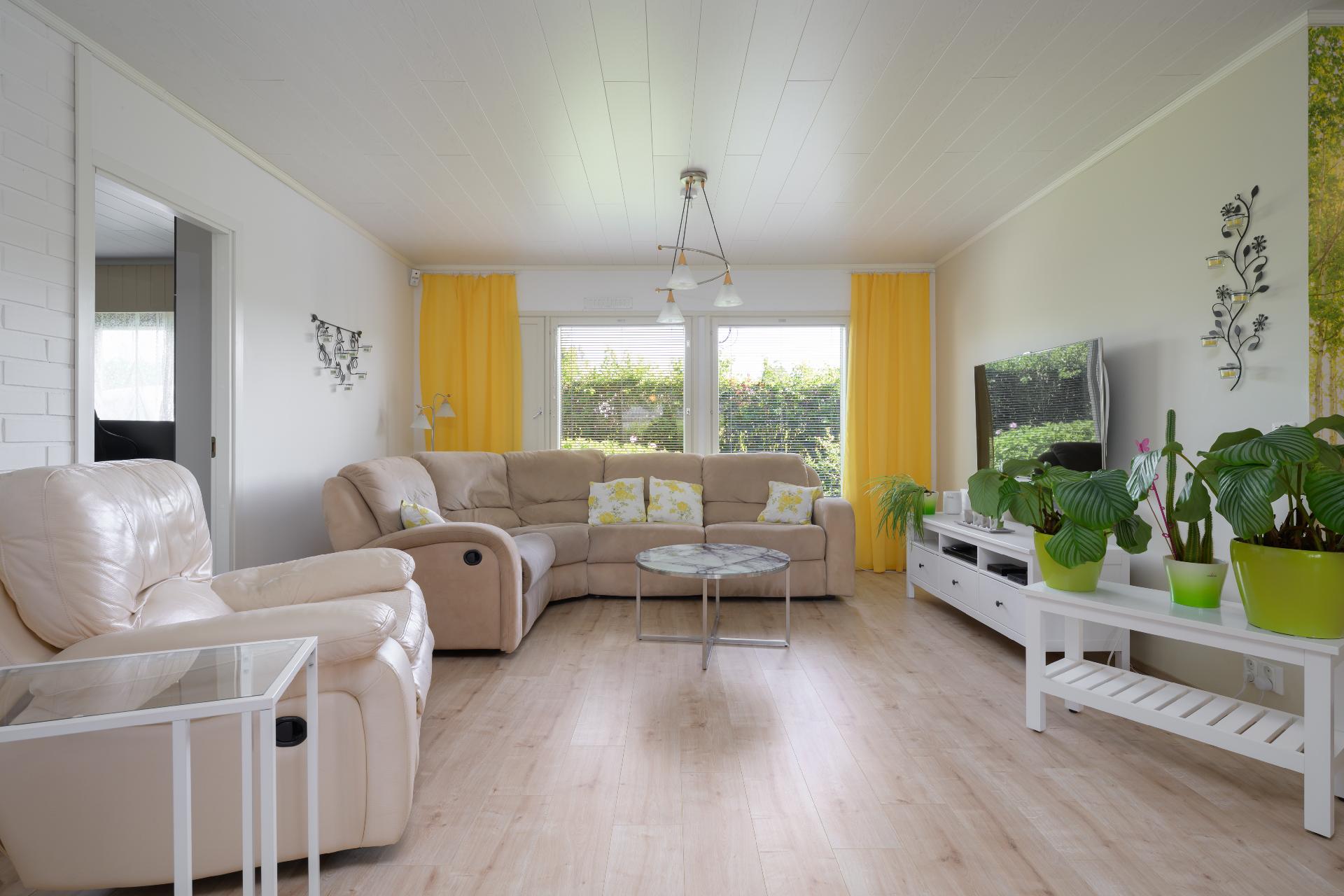 Keskitie 1, Röykkä, Nurmijärvi