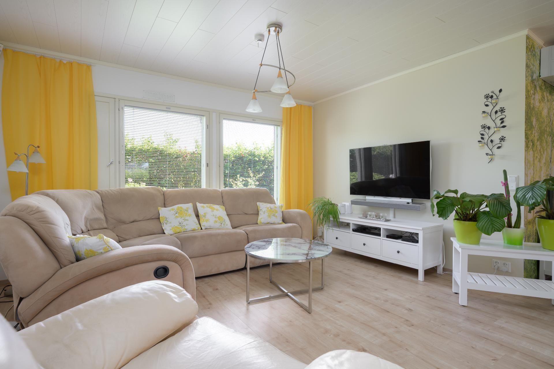 Keskitie 1, Röykkä, Nurmijärvi