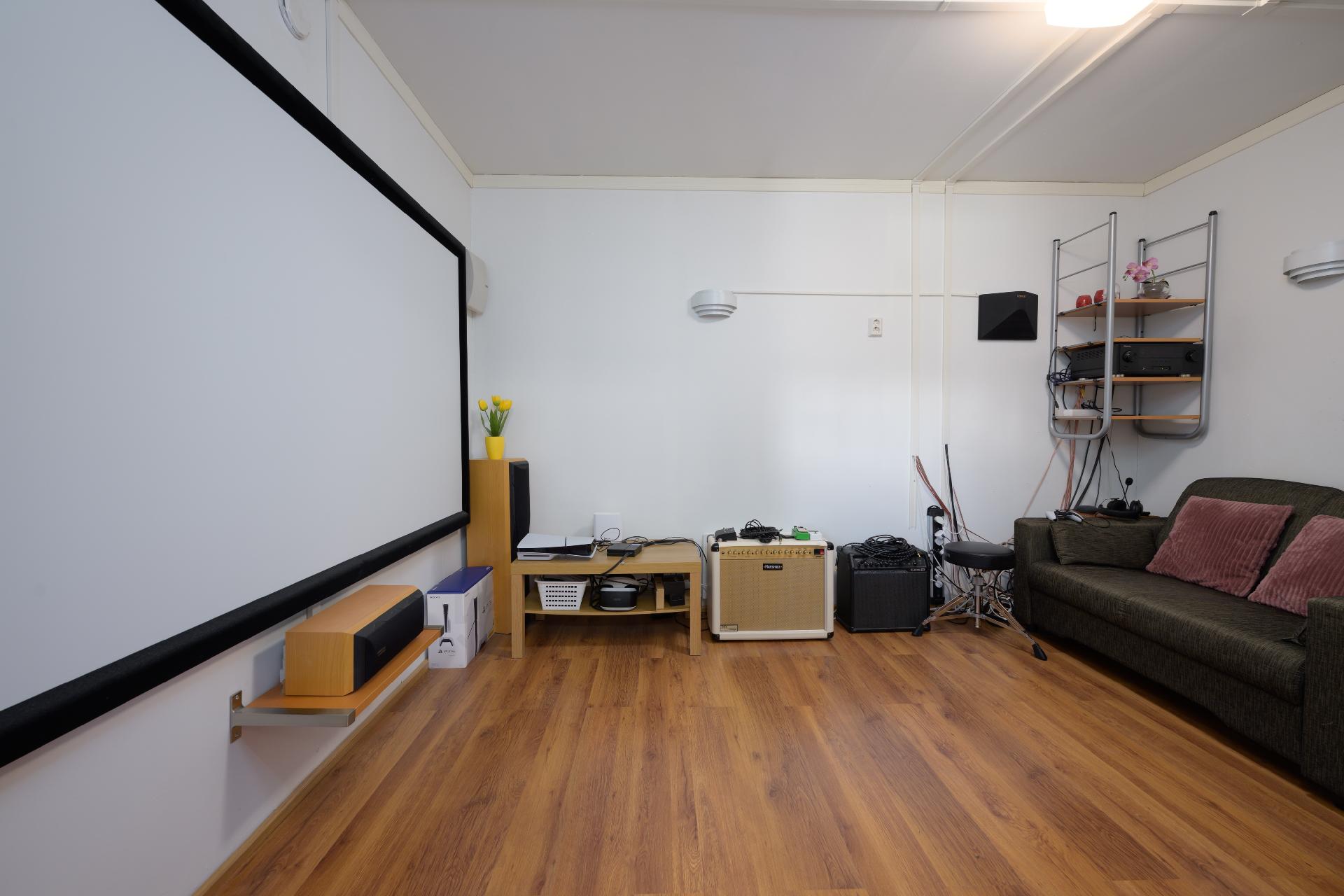 Keskitie 1, Röykkä, Nurmijärvi