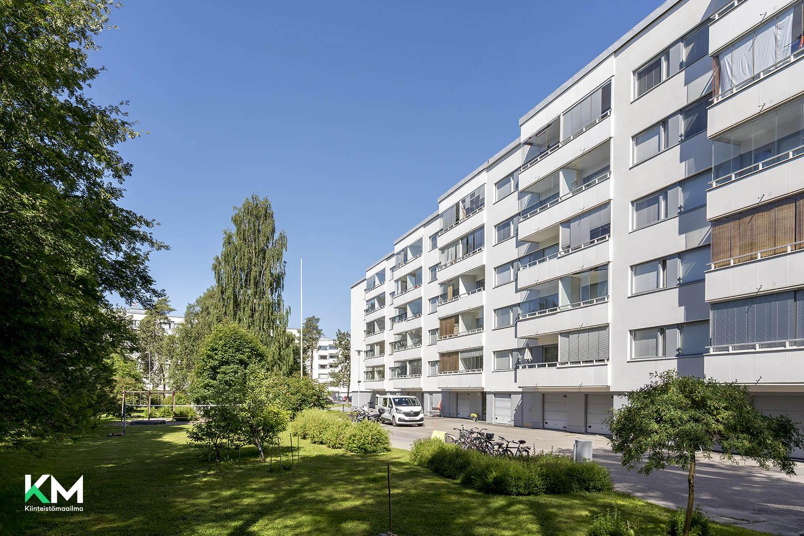 Peikontie 1, Puolivälinkangas, Oulu